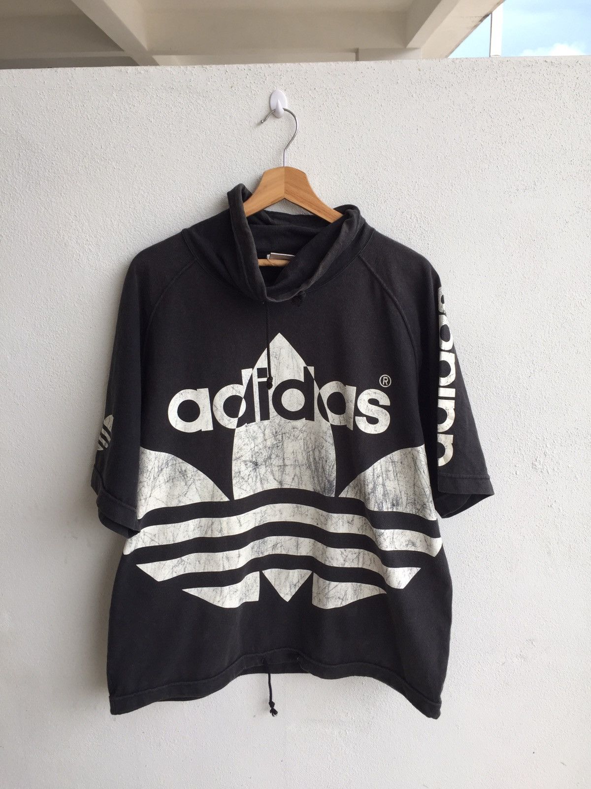Vintage Adidas Trefoil shirt/ Adidas big logo