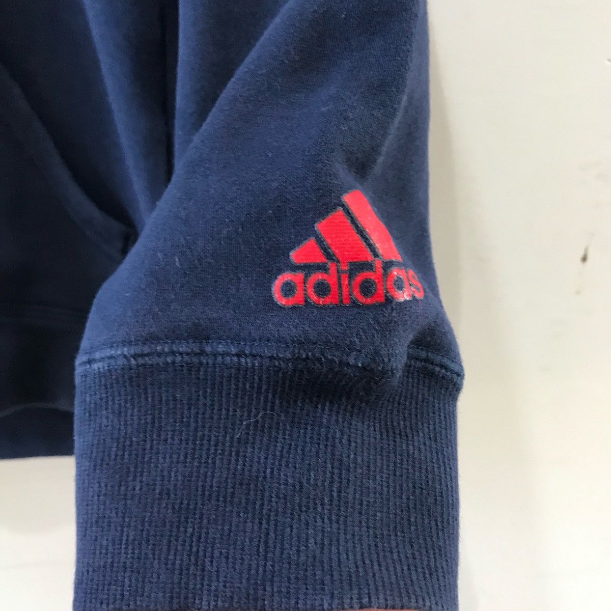 Adidas × Japanese Brand ADIDAS Sweatshirts Hoodie Big Logo Size M Size US M / EU 48-50 / 2 - 5 Thumbnail