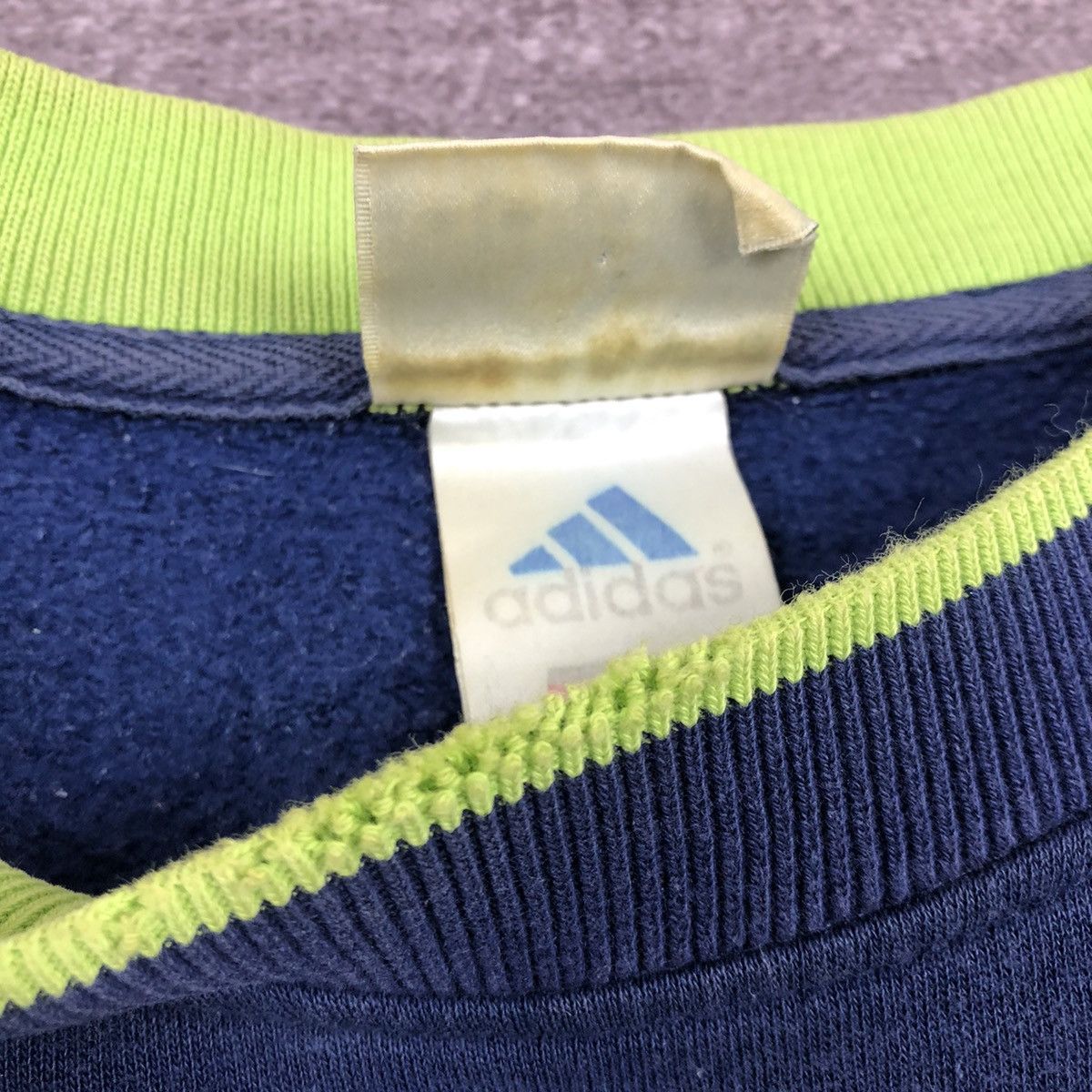 Adidas Vintage Adidas Blue Sweatshirt Big logo Size US L / EU 52-54 / 3 - 8 Thumbnail