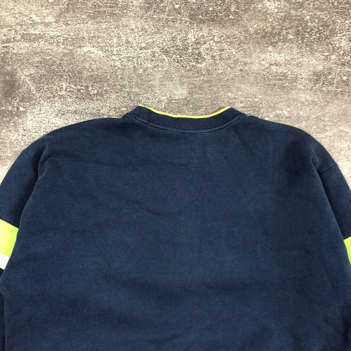 Adidas Vintage Adidas Blue Sweatshirt Big logo Size US L / EU 52-54 / 3 - 5 Thumbnail