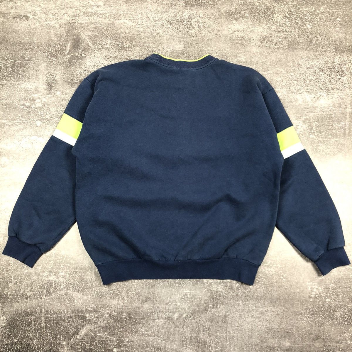 Adidas Vintage Adidas Blue Sweatshirt Big logo Size US L / EU 52-54 / 3 - 4 Thumbnail