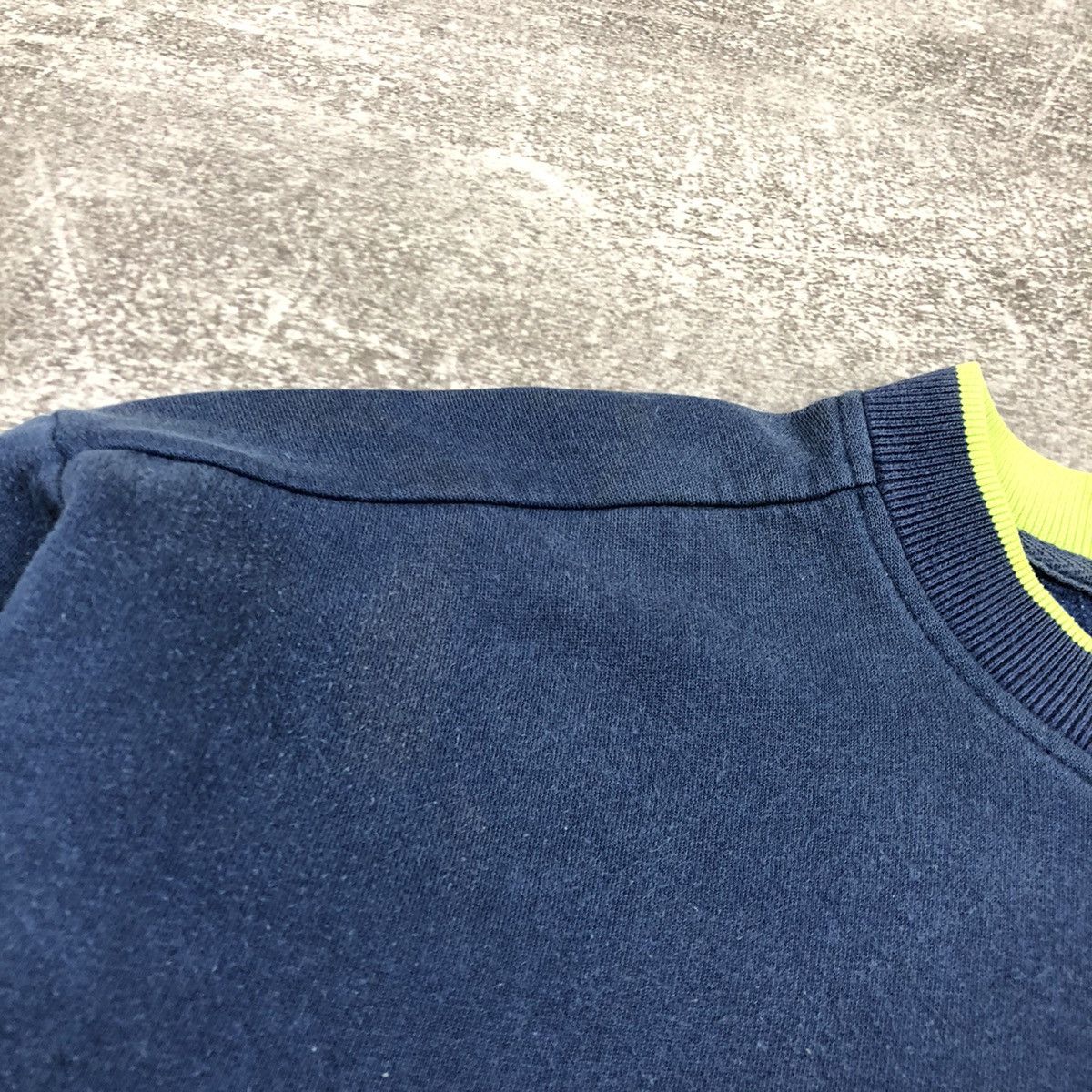 Adidas Vintage Adidas Blue Sweatshirt Big logo Size US L / EU 52-54 / 3 - 13 Thumbnail