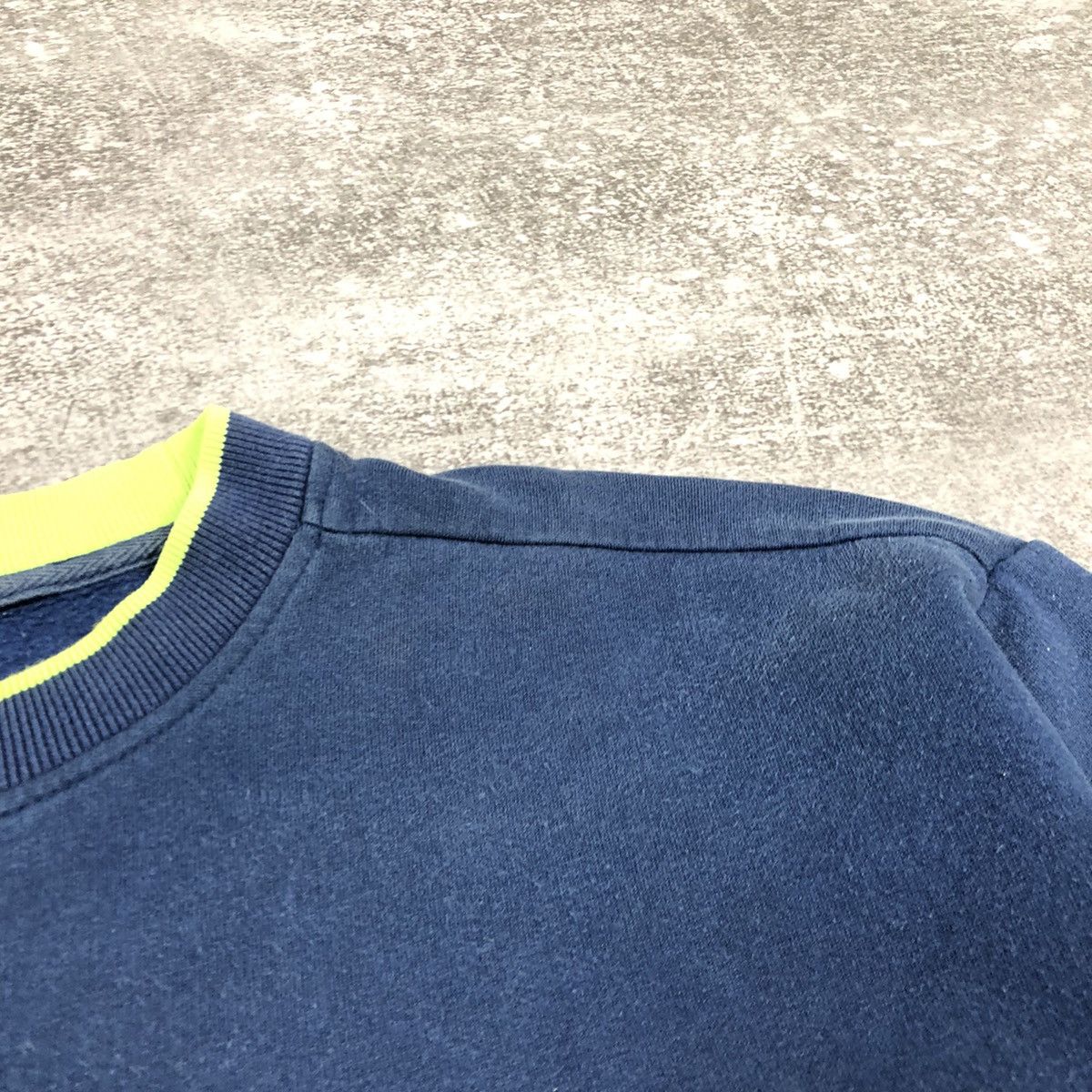 Adidas Vintage Adidas Blue Sweatshirt Big logo Size US L / EU 52-54 / 3 - 14 Thumbnail