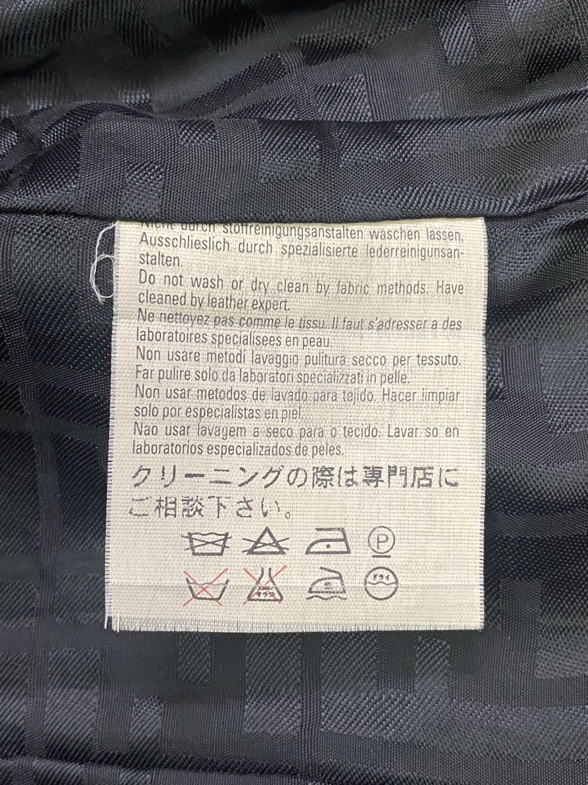 Fendi × Vintage VINTAGE FENDI MONOGRAM LEATHER VEST Size US S / EU 44-46 / 1 - 7 Thumbnail