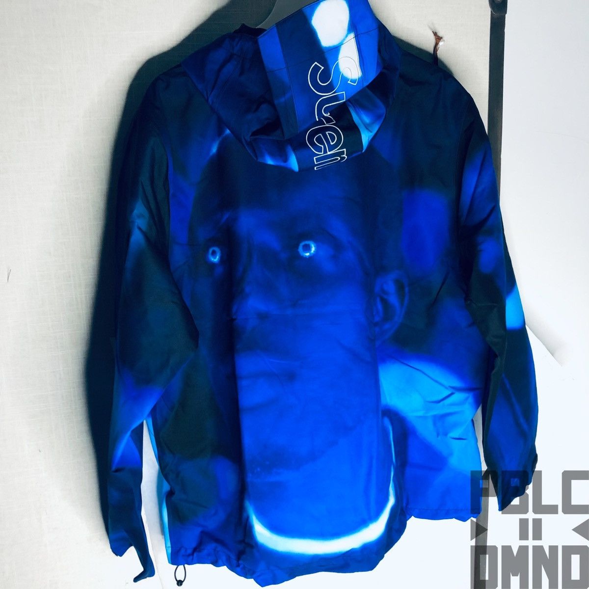 Supreme Supreme Nas DMX Gore-Tex Shell Jacket / Size Medium