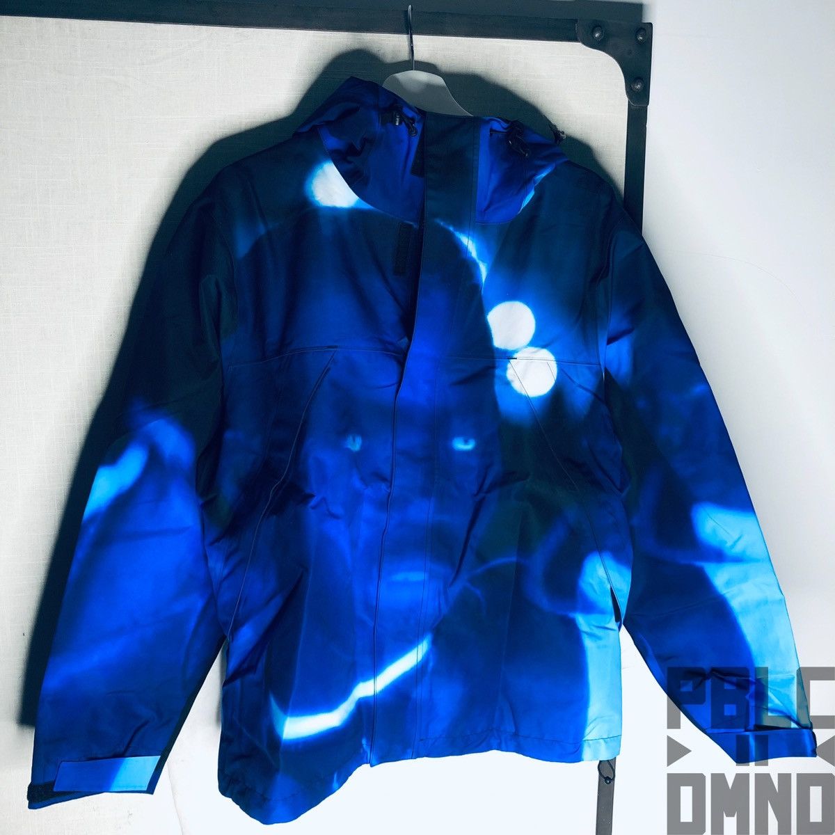 Supreme Supreme Nas DMX Gore-Tex Shell Jacket / Size Medium