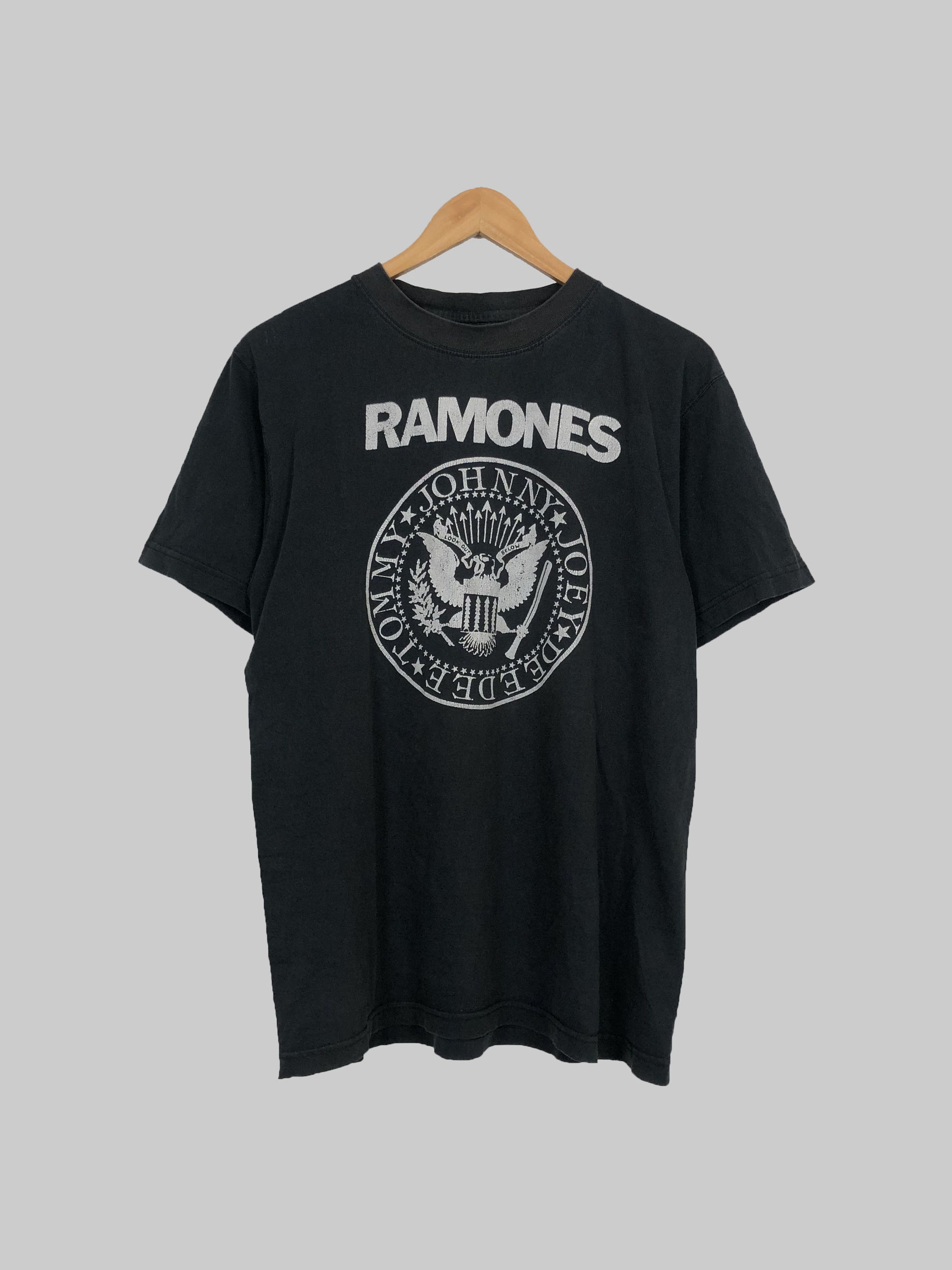 Band Tees Vintage 00s Ramones (Black Flag Green Day Sex Pistols) Size US S / EU 44-46 / 1 - 1 Thumbnail