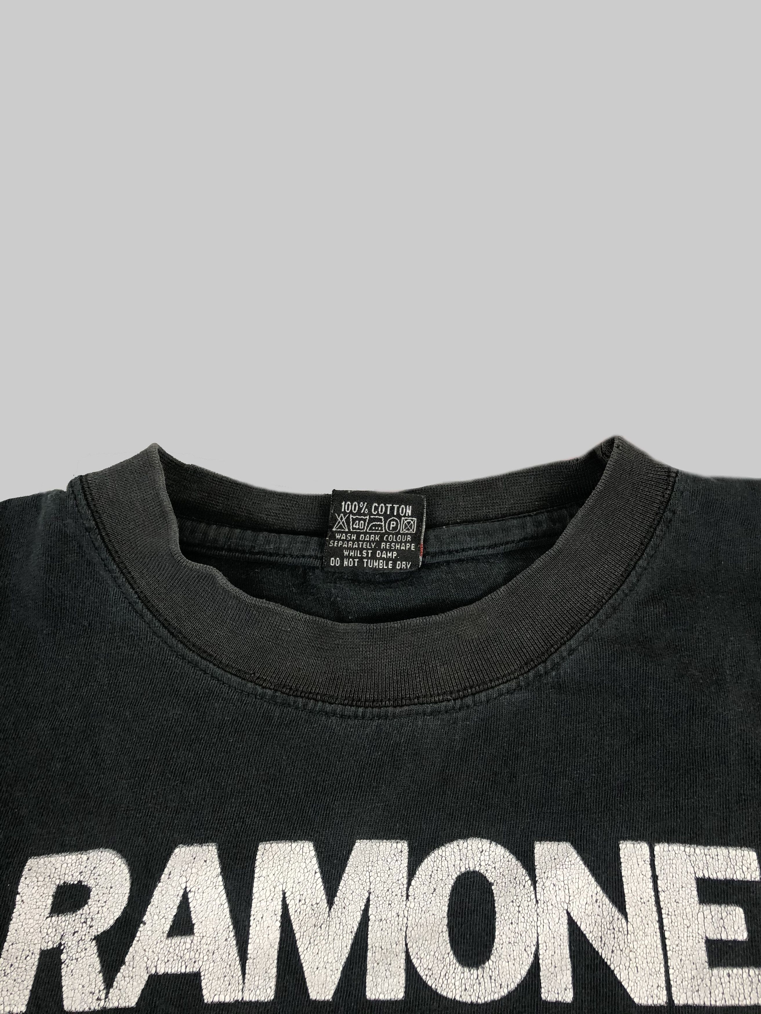 Band Tees Vintage 00s Ramones (Black Flag Green Day Sex Pistols) Size US S / EU 44-46 / 1 - 7 Thumbnail