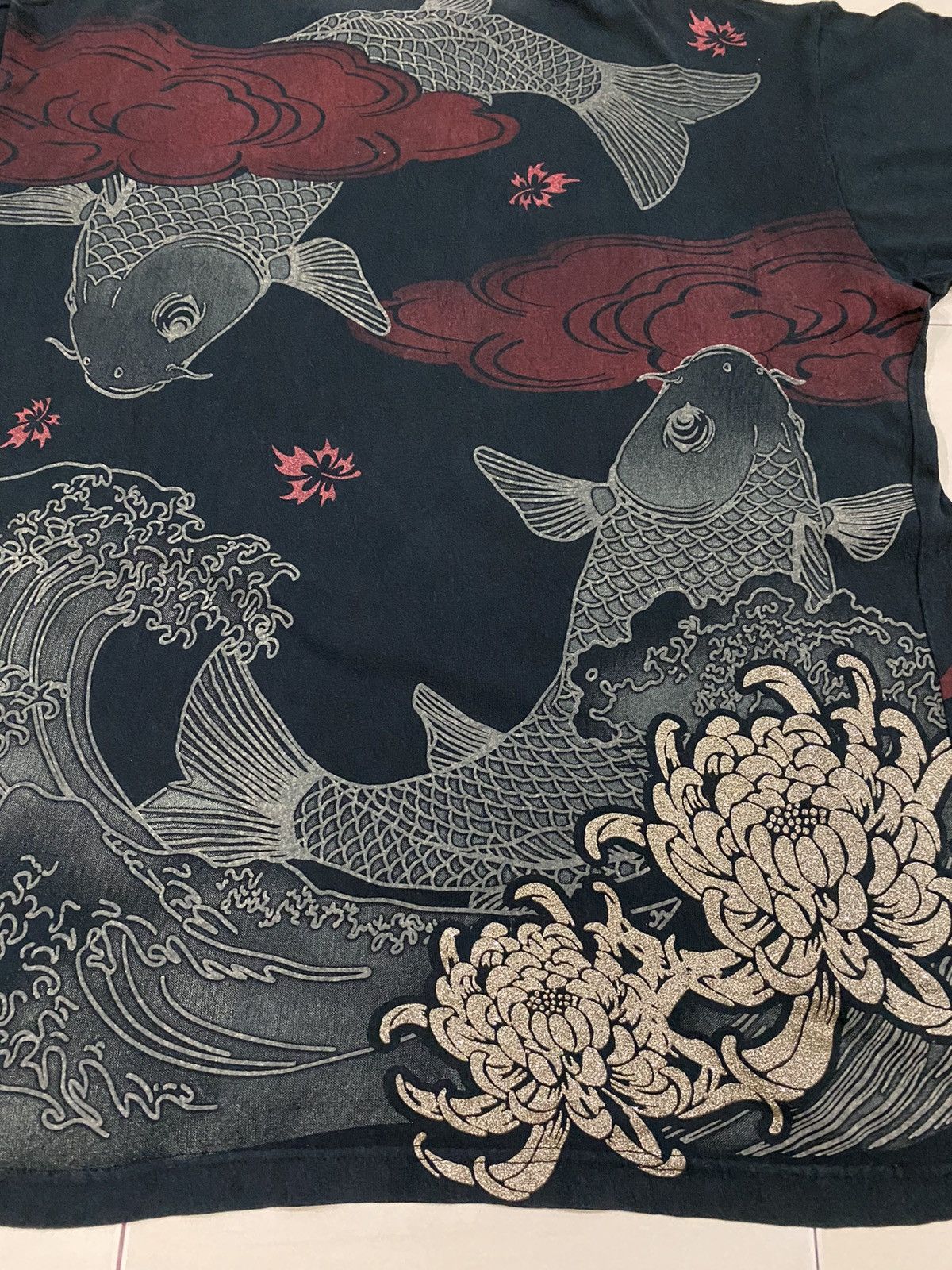 Japanese Brand Japanese tradition X Koi Fish Sukajan Overprint t shirt Size US XXL / EU 58 / 5 - 4 Thumbnail