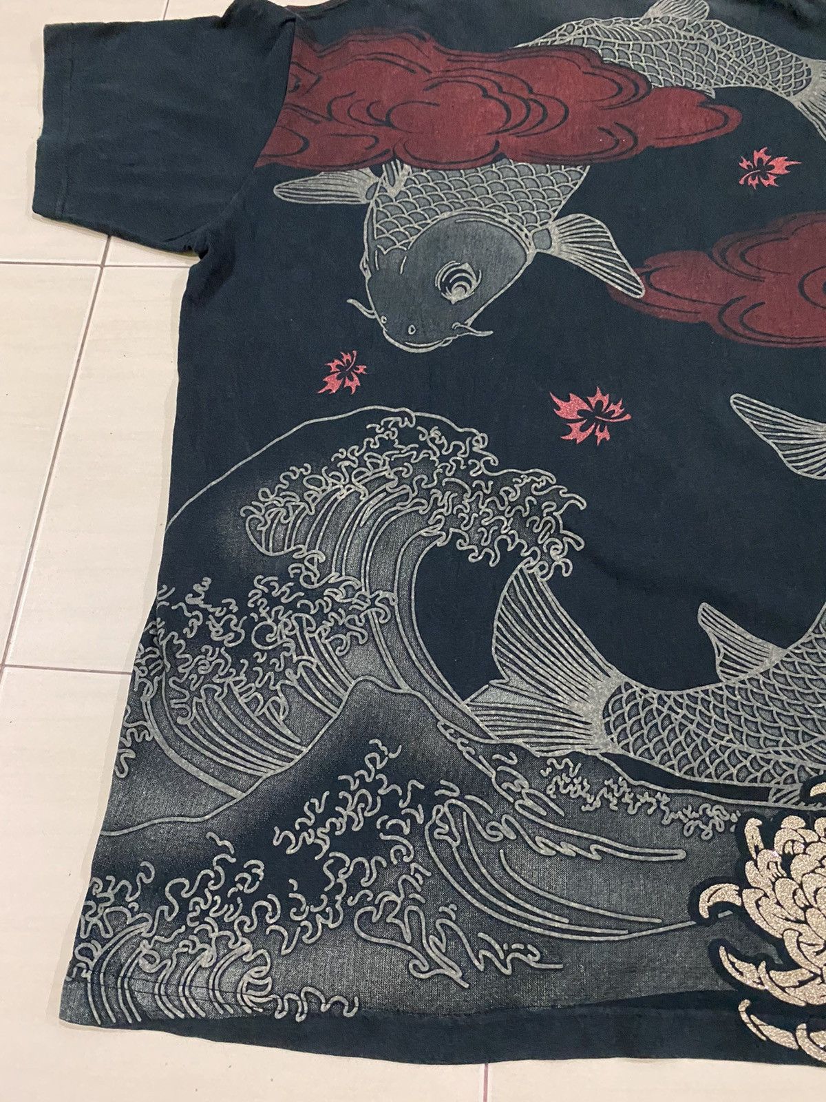 Japanese Brand Japanese tradition X Koi Fish Sukajan Overprint t shirt Size US XXL / EU 58 / 5 - 5 Thumbnail