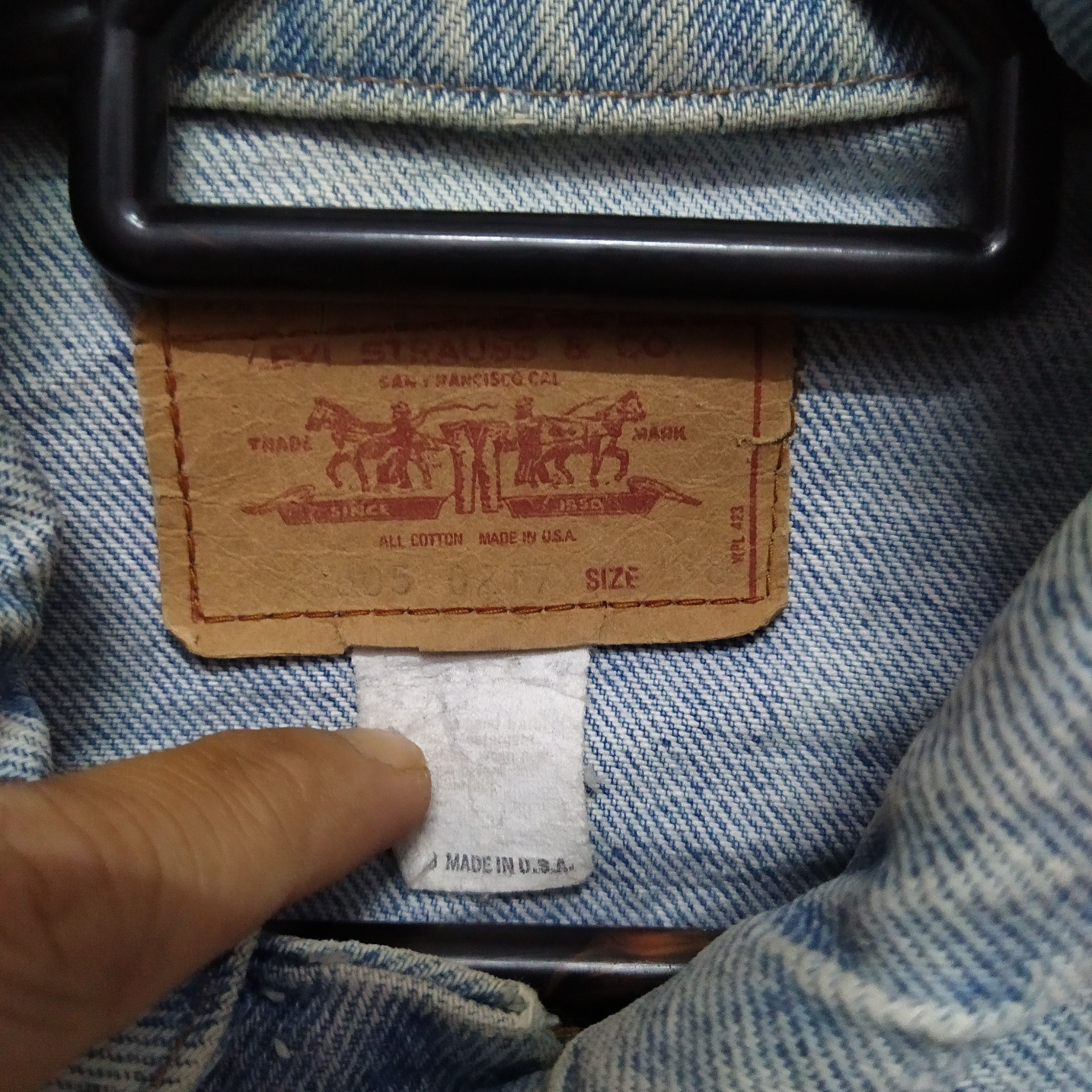 Levi's × Vintage 70/80s LEVIS 505 TRUCJER DENIM JACKET BUTTON #52 (D361) Size US M / EU 48-50 / 2 - 4 Thumbnail