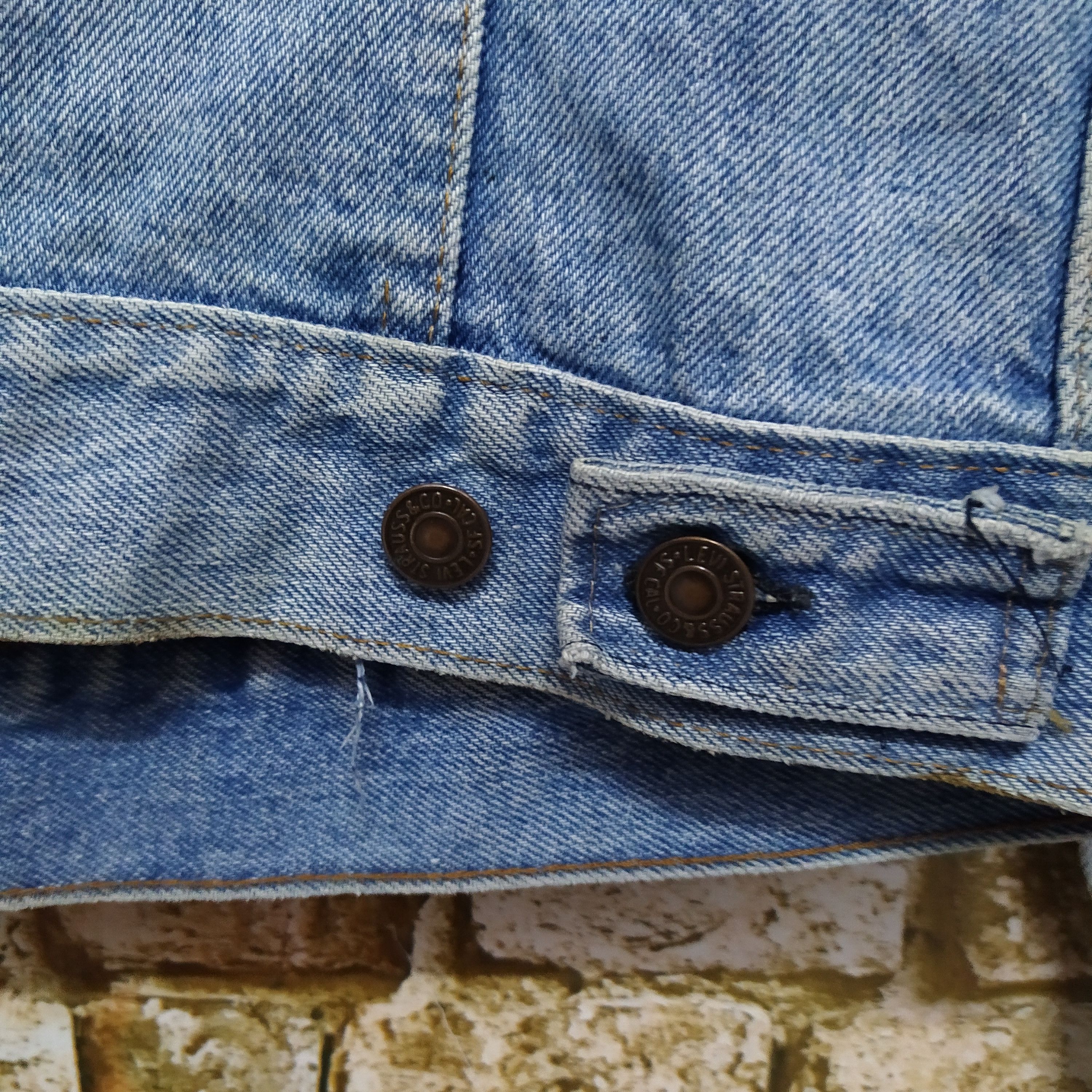 Levi's × Vintage 70/80s LEVIS 505 TRUCJER DENIM JACKET BUTTON #52 (D361) Size US M / EU 48-50 / 2 - 8 Thumbnail