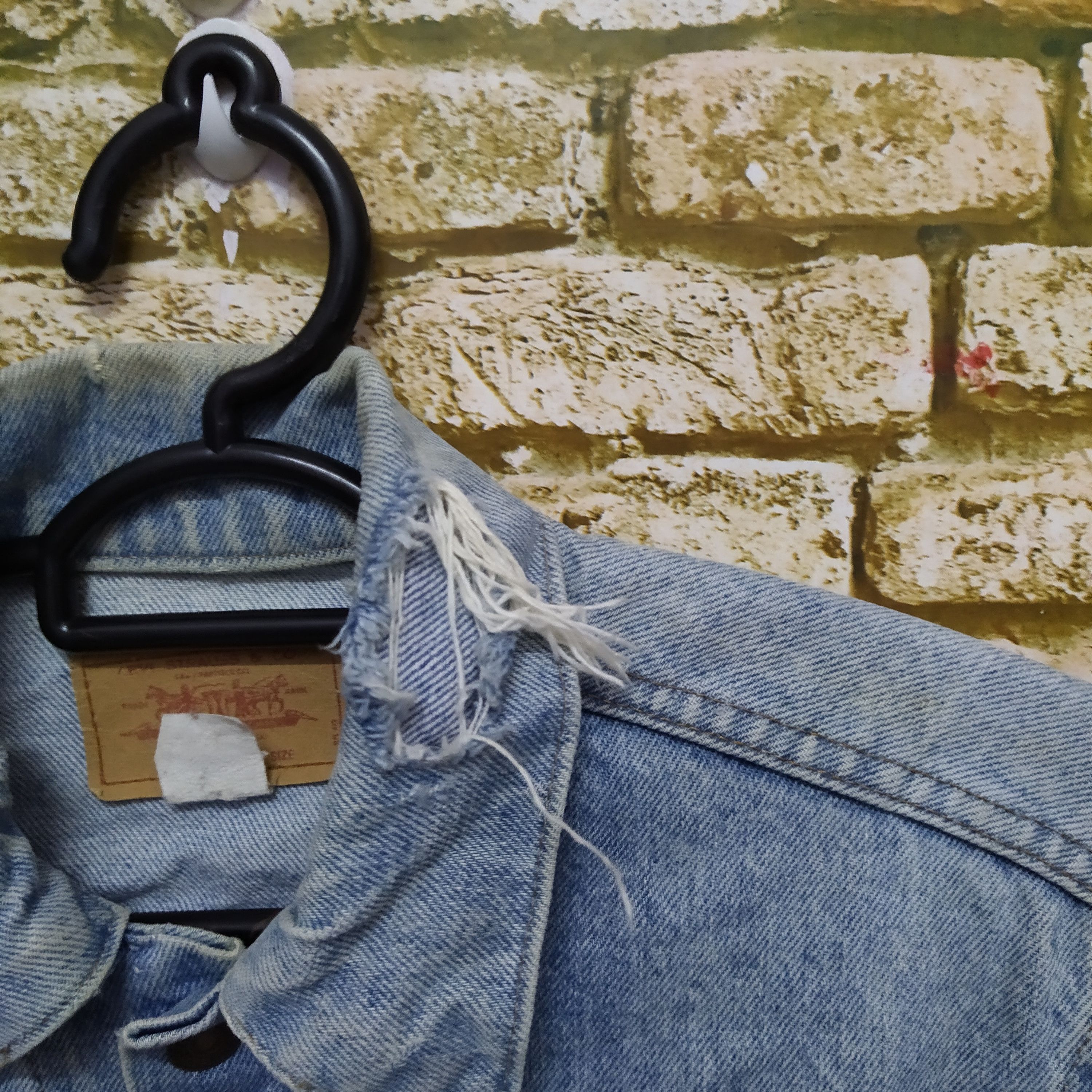 Levi's × Vintage 70/80s LEVIS 505 TRUCJER DENIM JACKET BUTTON #52 (D361) Size US M / EU 48-50 / 2 - 5 Thumbnail