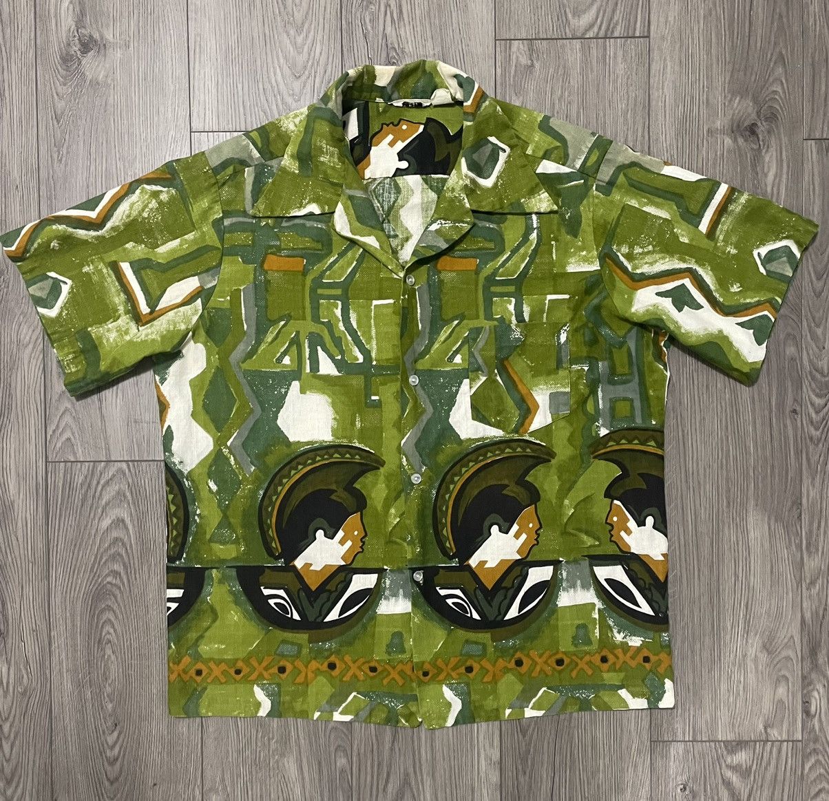 Vintage 2000s Prada Style Short Sleeve Button Up Shirt / L