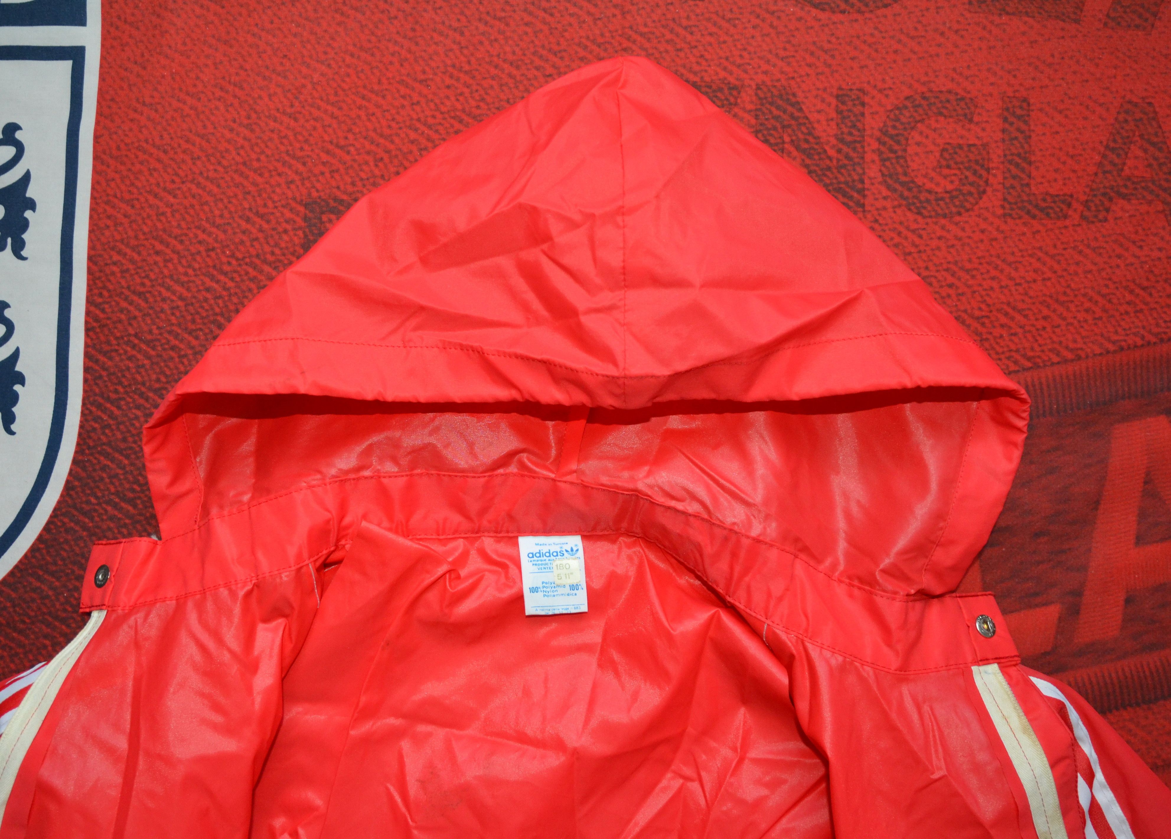 Adidas × Vintage Vintage Adidas Windbreaker Lightweight Jacket/Bag MadeTunis Size US L / EU 52-54 / 3 - 8 Thumbnail