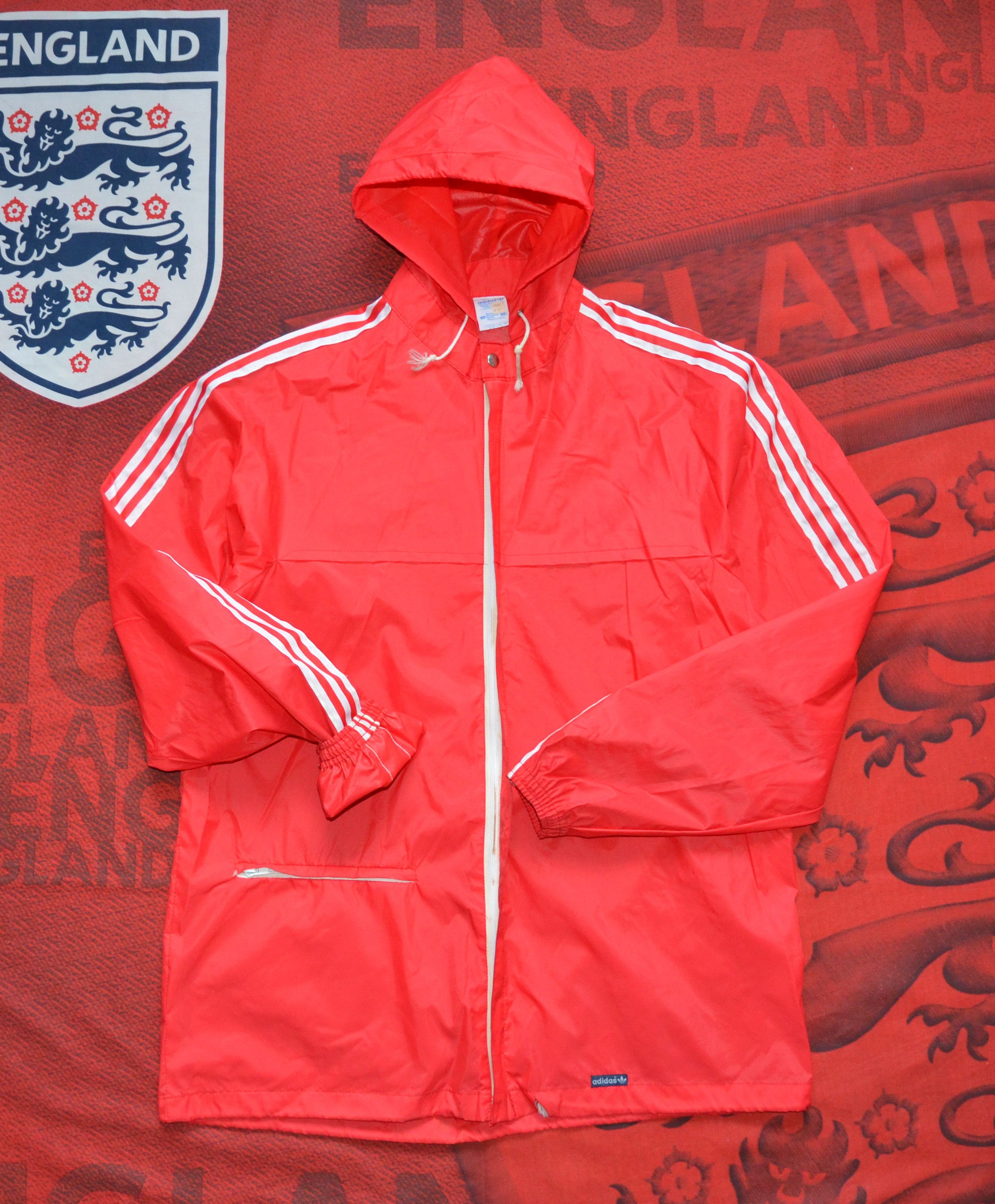 Adidas × Vintage Vintage Adidas Windbreaker Lightweight Jacket/Bag MadeTunis Size US L / EU 52-54 / 3 - 3 Thumbnail