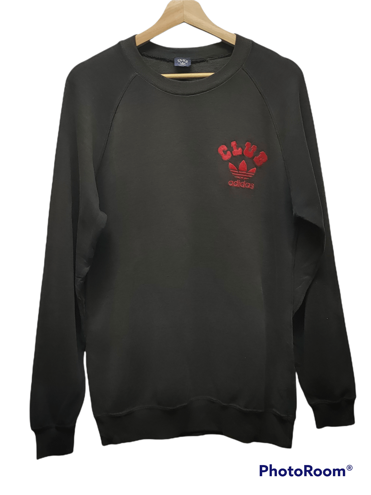 Adidas club vintage 90s sweatshirt embroidery logo