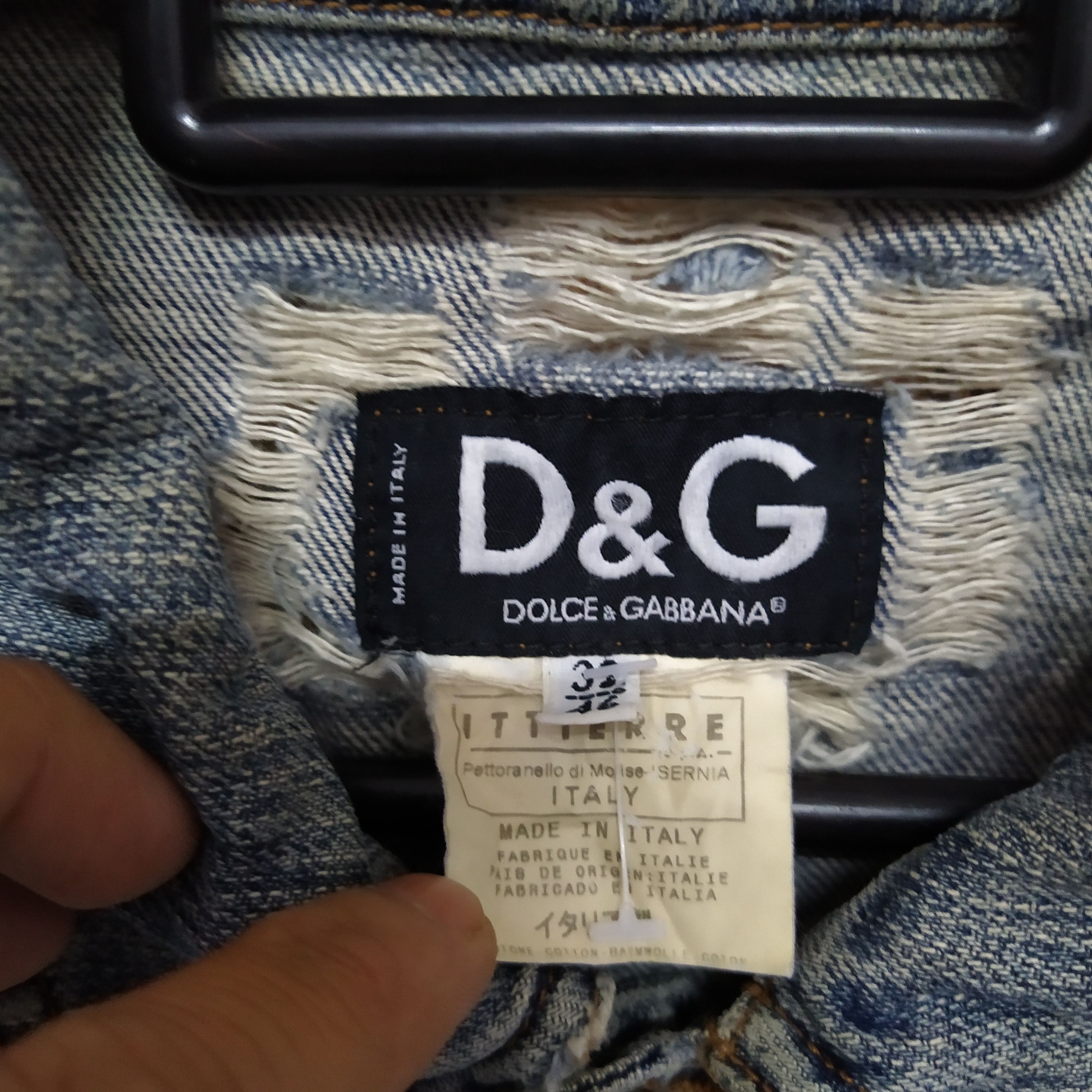 Dolce & Gabbana DOLCE & GABBANA HEAVY DISTRESSED DENIM JACKET (D375) Size US M / EU 48-50 / 2 - 4 Thumbnail