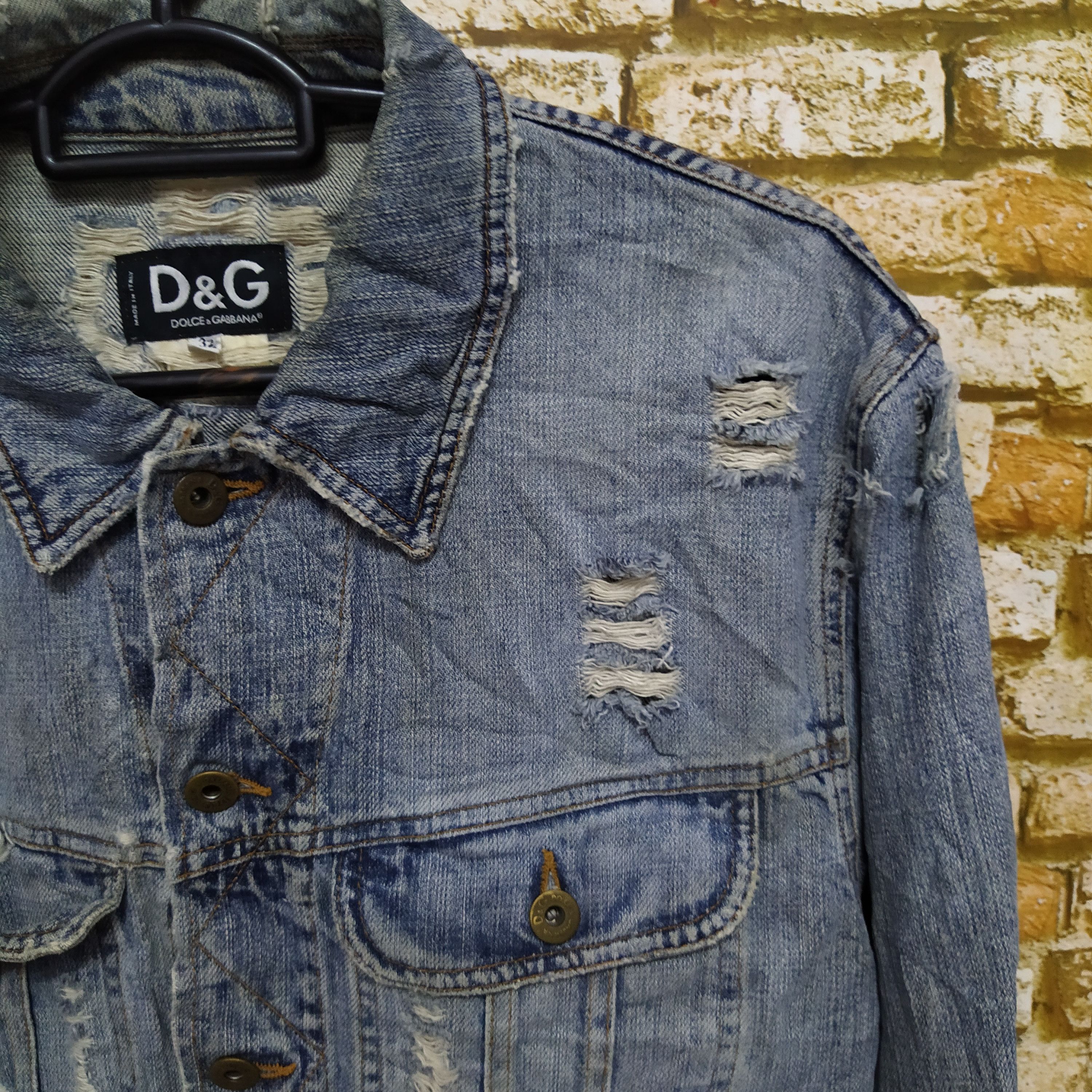 Dolce & Gabbana DOLCE & GABBANA HEAVY DISTRESSED DENIM JACKET (D375) Size US M / EU 48-50 / 2 - 2 Thumbnail