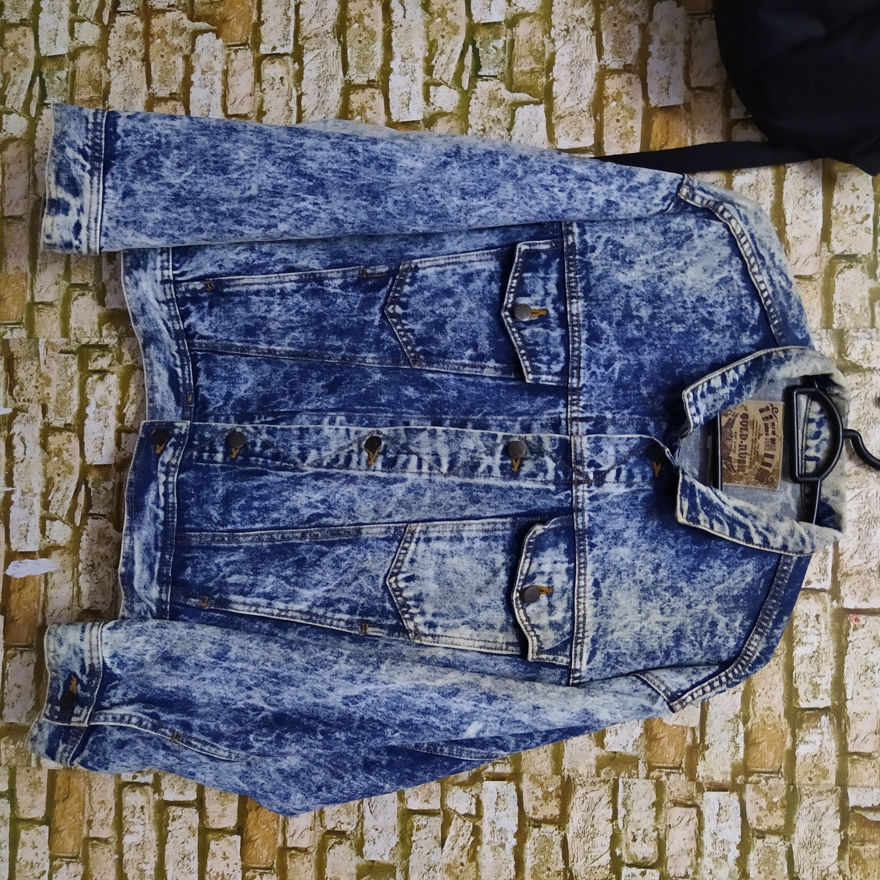 image of 90's Edwin Gold Rush Stonewashed Denim Jacket (D377) in Blue, Men's (Size Large)