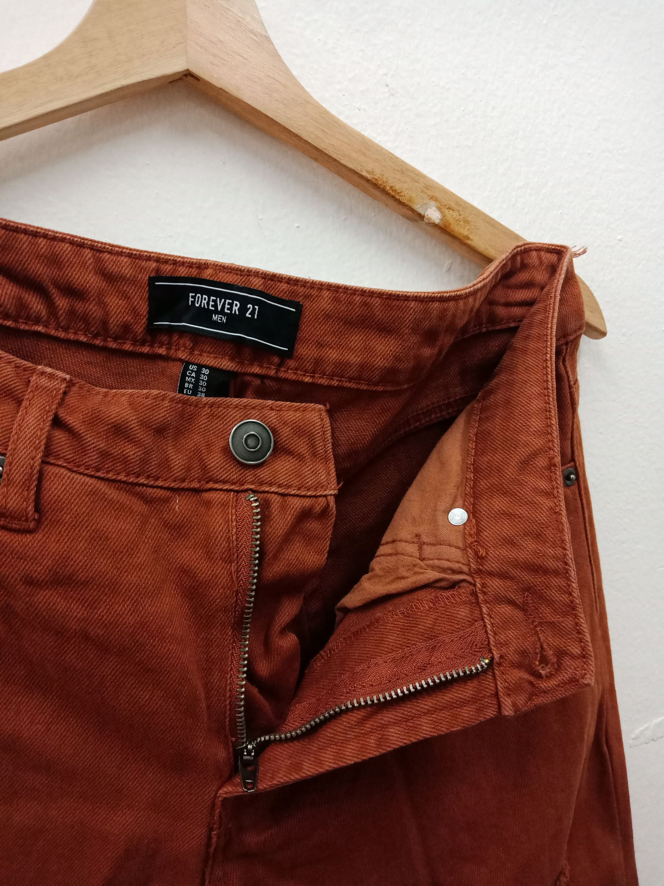 Forever 21 Forever 21 Brown Distressed Shredded Size US 32 / EU 48 - 9 Thumbnail