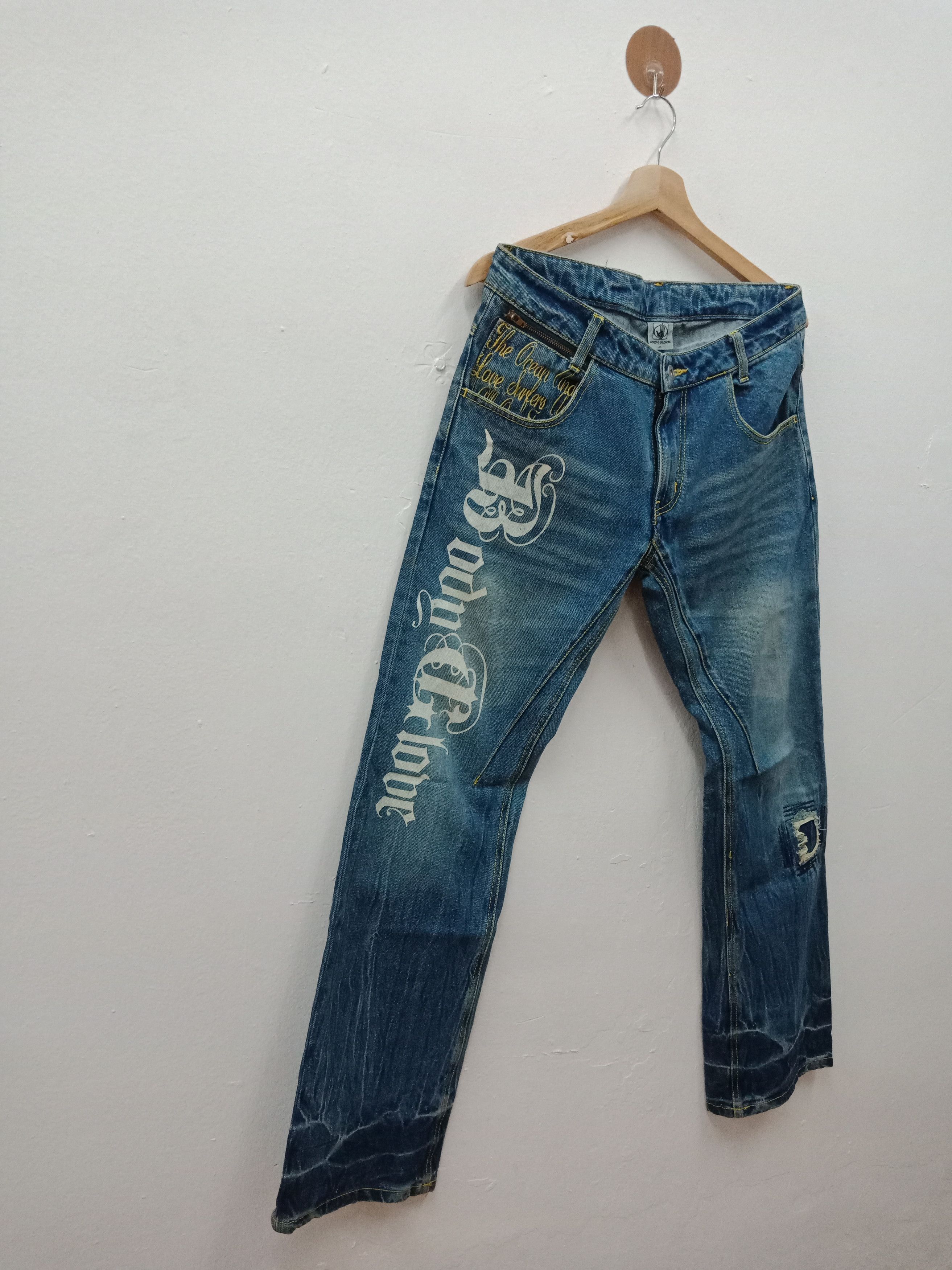 Body Glove Body Glove Spell Out Patchworks Distressed Size US 32 / EU 48 - 4 Thumbnail
