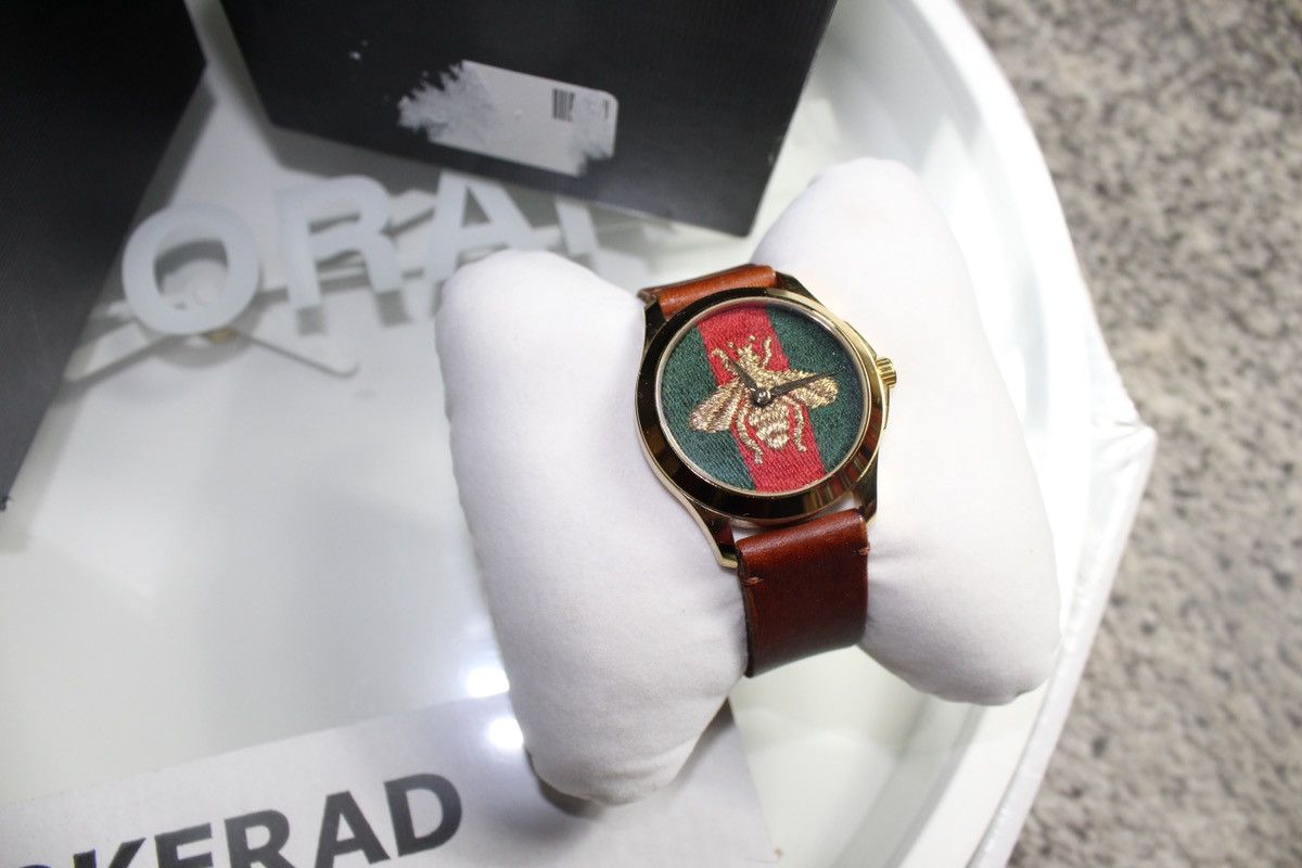 Gucci × Vintage Gucci Bee Mens Watch Size ONE SIZE - 4 Thumbnail