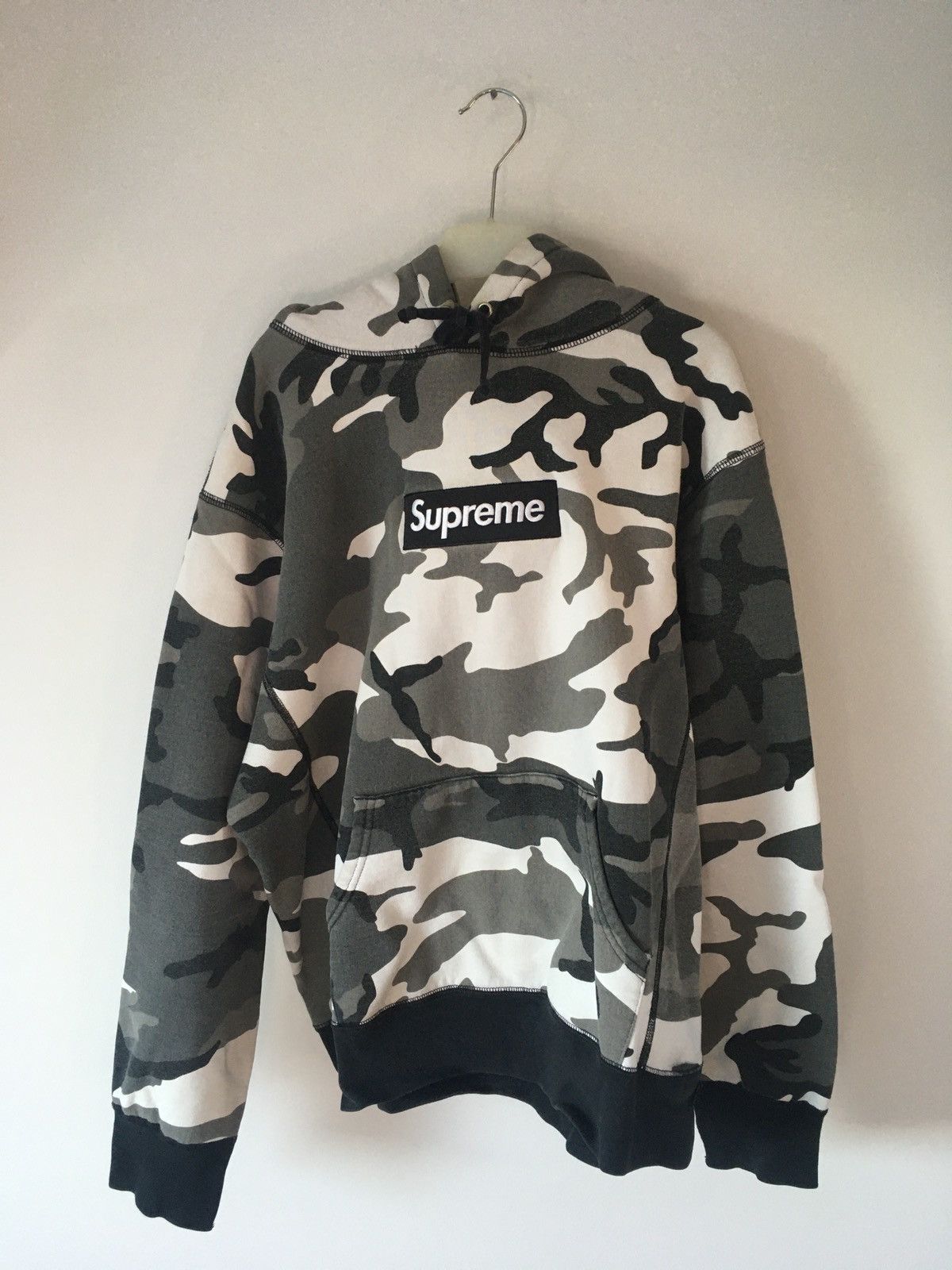 Supreme snow 2025 camo bogo