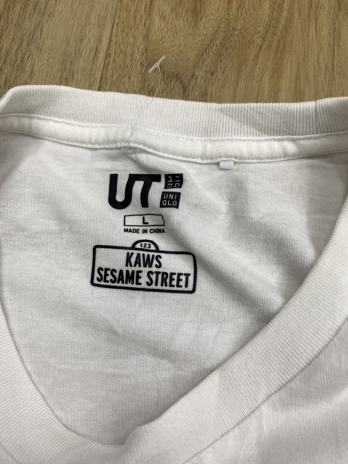 Cartoon Network × Japanese Brand × Kaws Kaws Uniqlo Sesame Street Companion Trash Can Tee Size US L / EU 52-54 / 3 - 6 Thumbnail