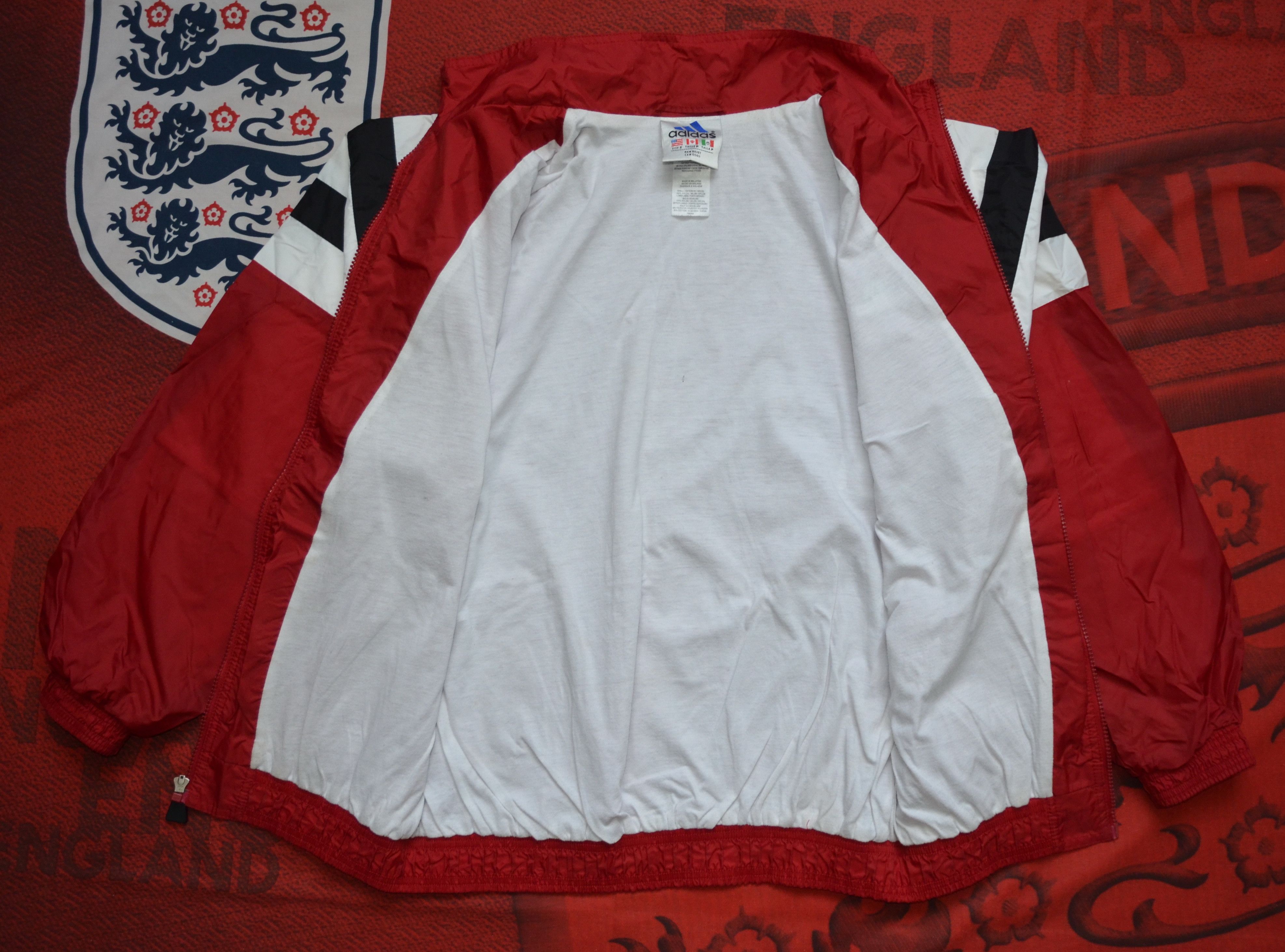 Adidas × Vintage Vintage Adidas Lightweight Nylon Jacket Malaysia Very Rare Size US L / EU 52-54 / 3 - 16 Thumbnail