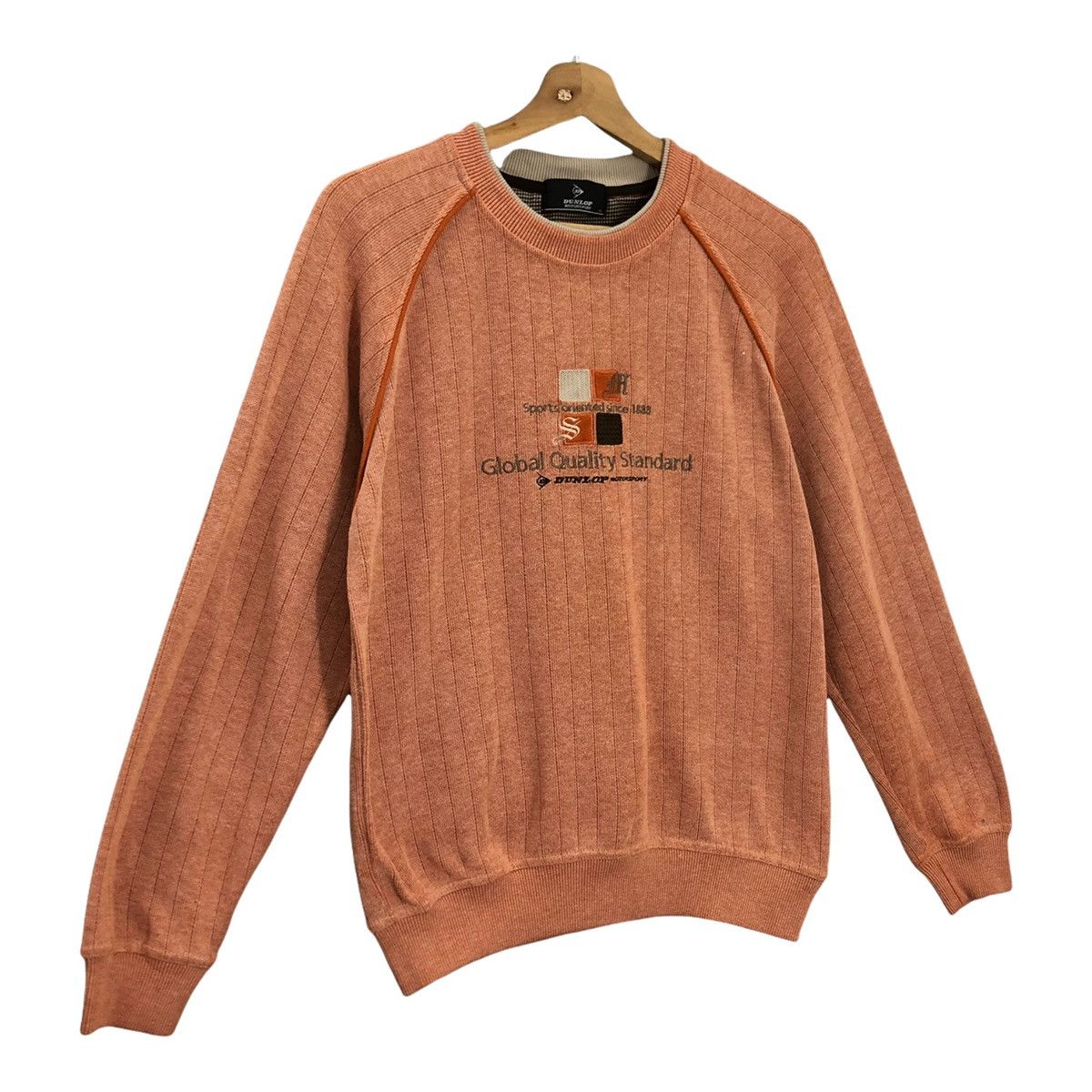 Dunlop 90s Dunlop Big Logo Embroidered Crewneck Sweatshirt Size M Size US M / EU 48-50 / 2 - 2 Thumbnail