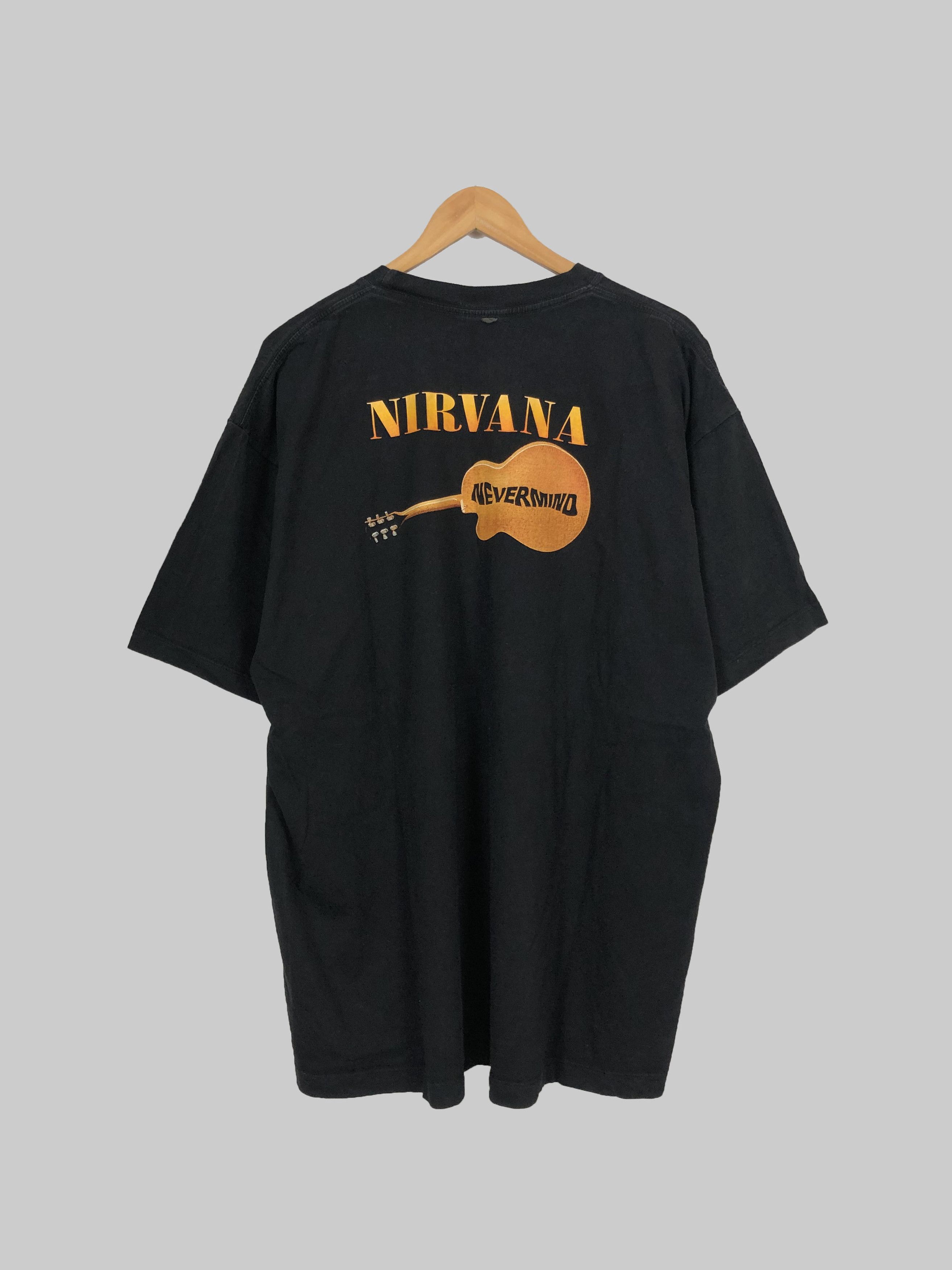 Band Tees Vintage Nirvana Nevermind (Kurt Cobain Pearl Jam Foo Blink) Size US XL / EU 56 / 4 - 2 Thumbnail