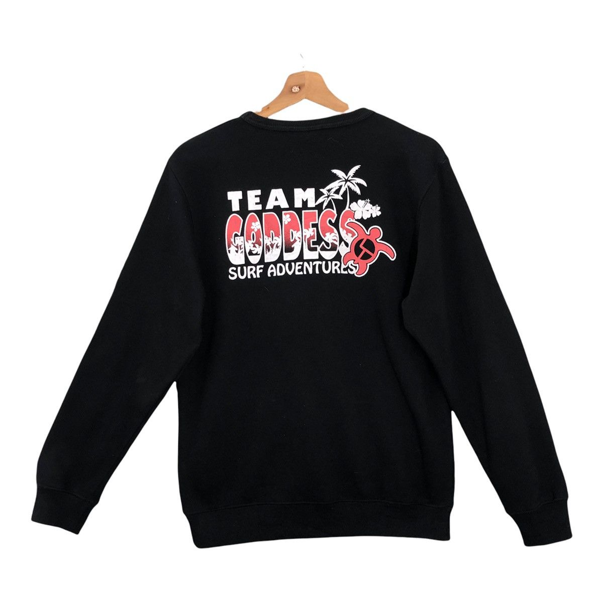 Japanese Brand Vintage Team Goddess Surf Crewneck Sweatshirt Size M Size US M / EU 48-50 / 2 - 6 Thumbnail