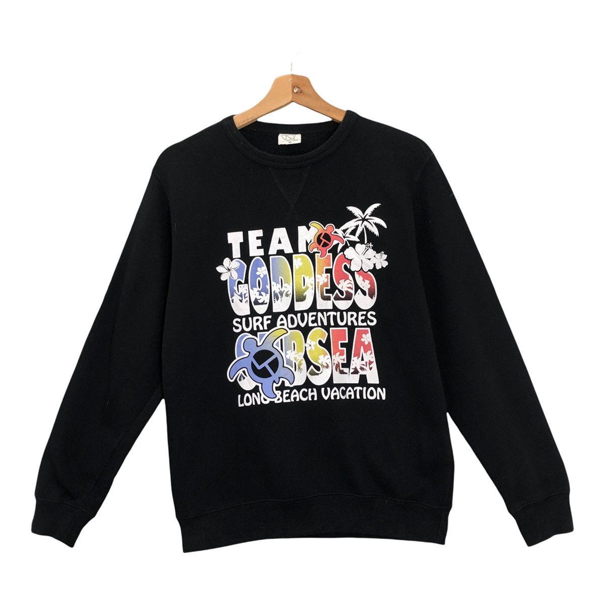Japanese Brand Vintage Team Goddess Surf Crewneck Sweatshirt Size M Size US M / EU 48-50 / 2 - 1 Thumbnail