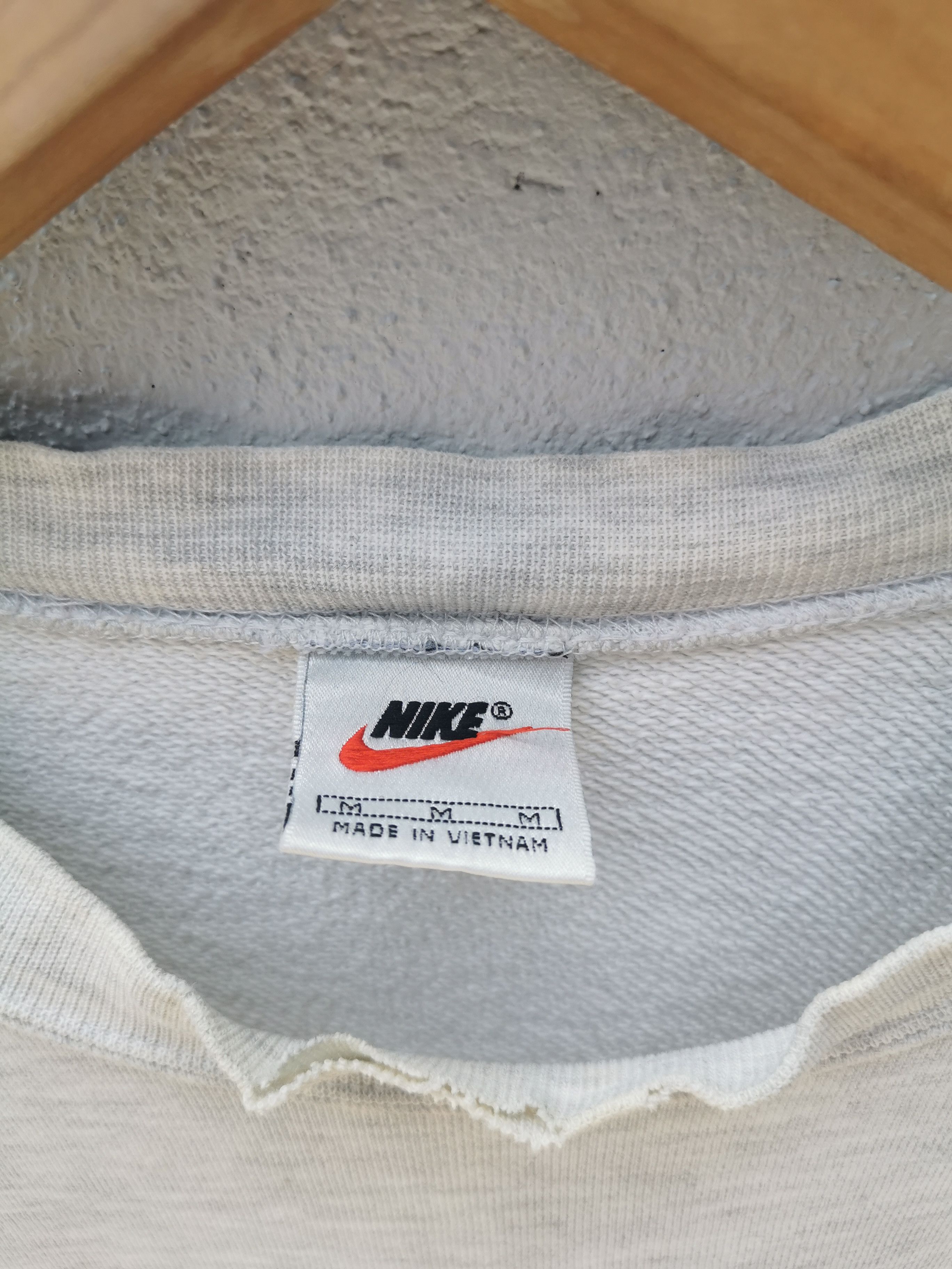 Nike × Nike ACG × Vintage Vintage 00's Distressed Nike Crewneck Sweatshirt Size US M / EU 48-50 / 2 - 7 Thumbnail