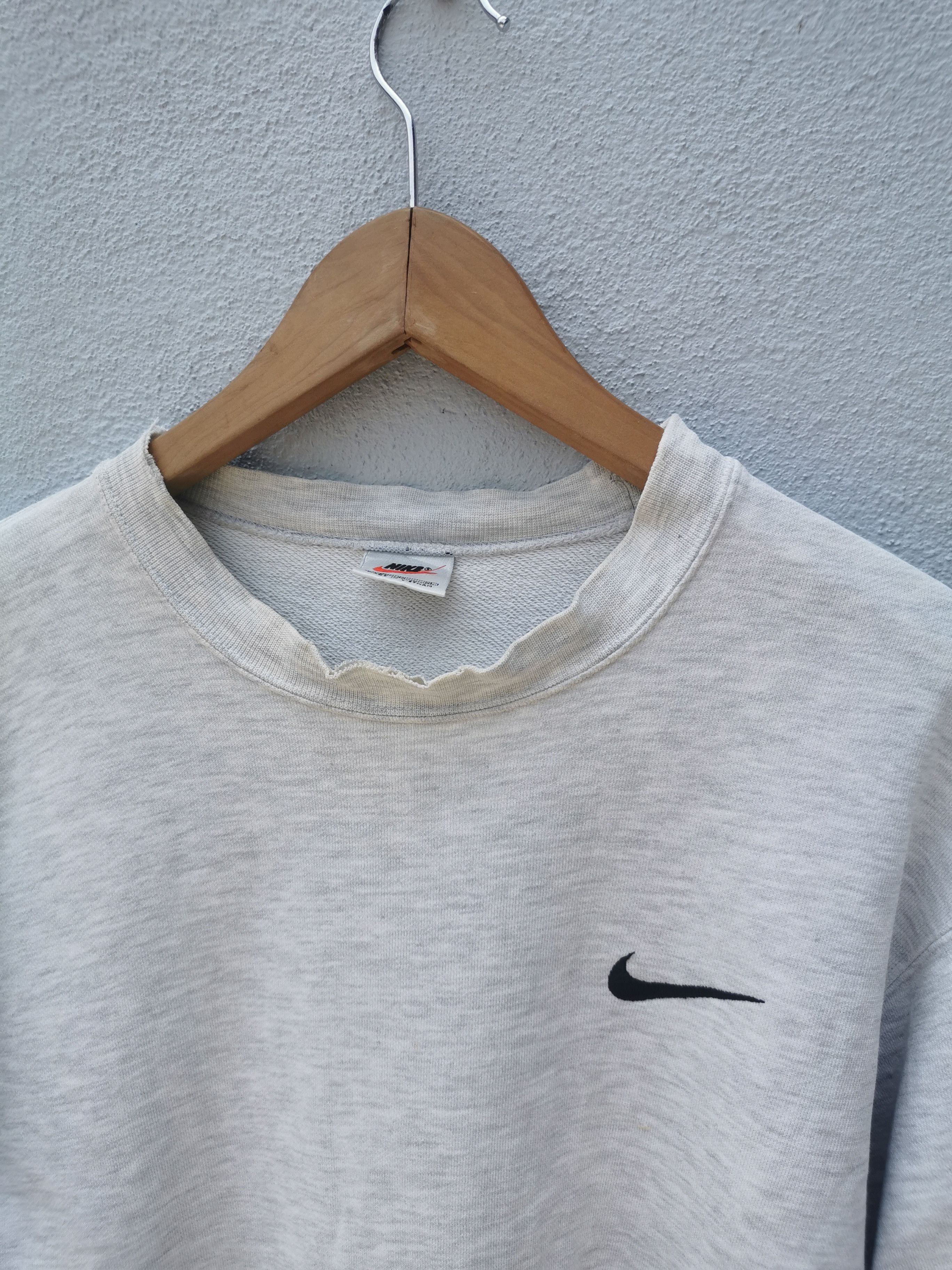 Nike × Nike ACG × Vintage Vintage 00's Distressed Nike Crewneck Sweatshirt Size US M / EU 48-50 / 2 - 2 Thumbnail