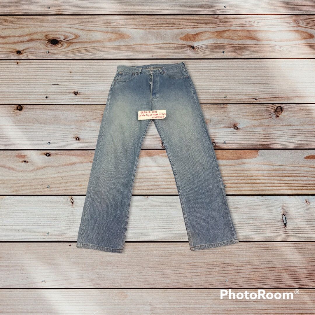 Levi's Vintage Levis 501 sun faded Size US 34 / EU 50 - 1 Thumbnail