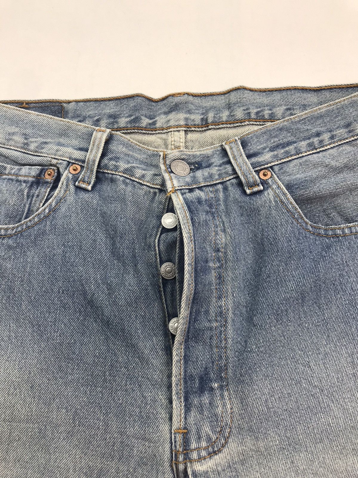 Levi's Vintage Levis 501 sun faded Size US 34 / EU 50 - 4 Thumbnail