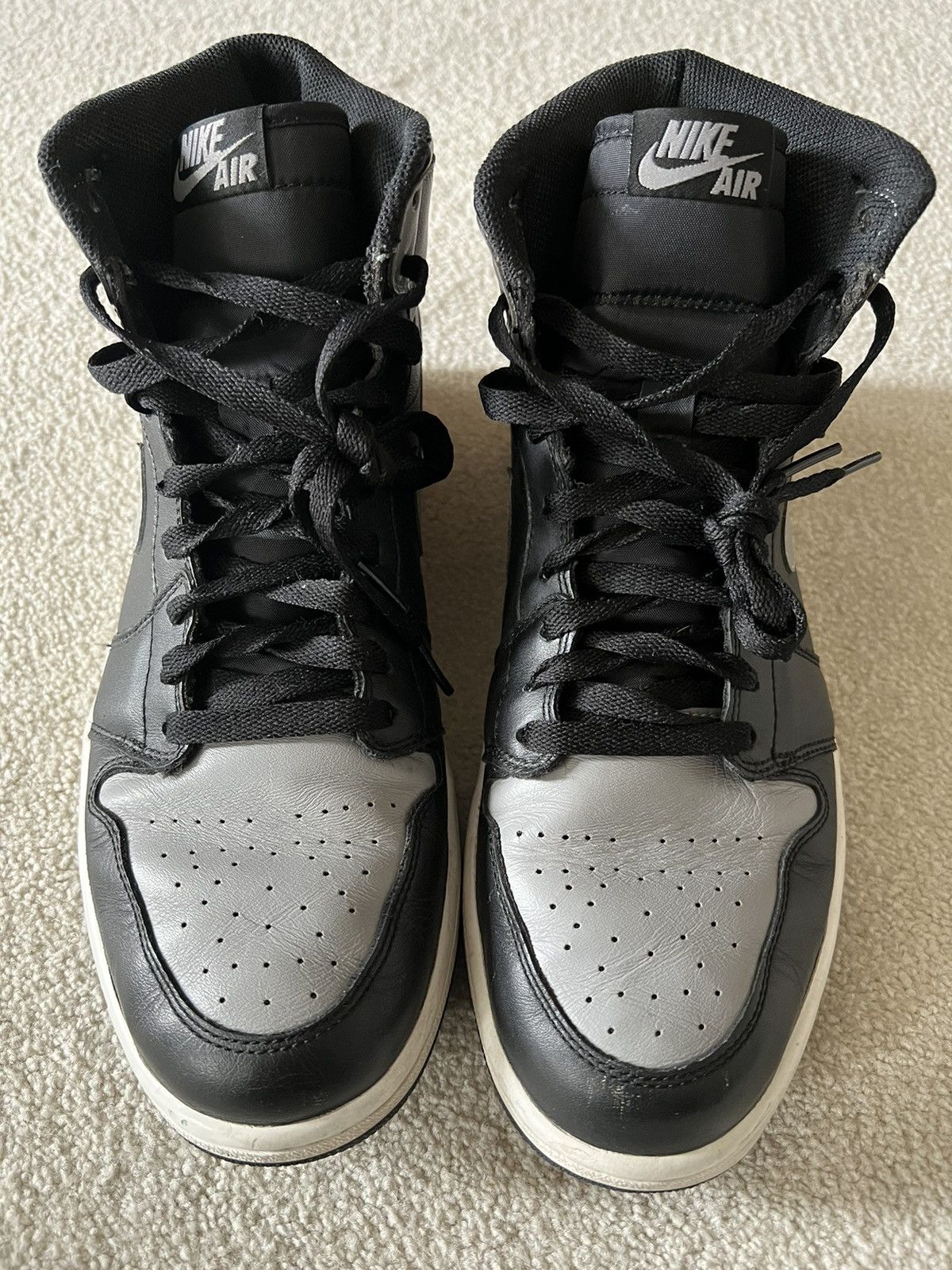 Jordan Brand Air Jordan 1 Retro High OG 2013 Shadow 2013 (FINAL DROP.) Size US 11 / EU 44 - 3 Thumbnail