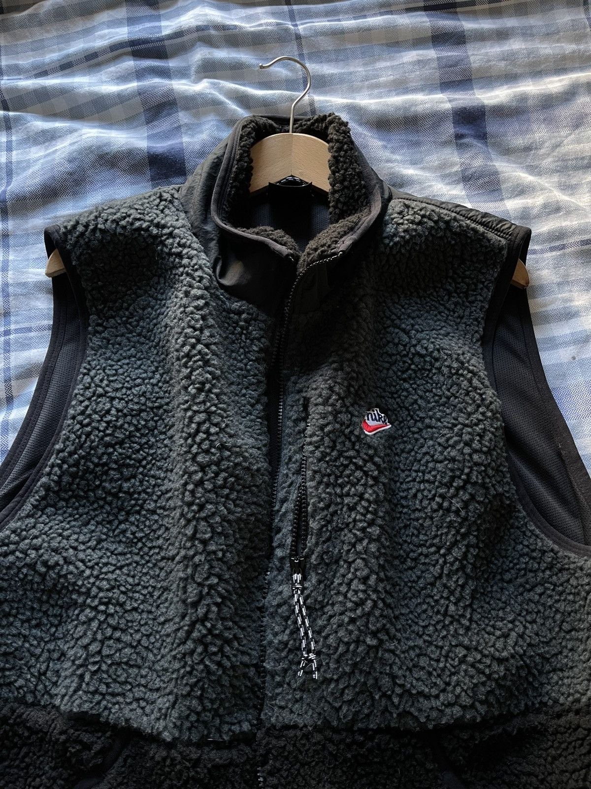 Nike Nike Sherpa fleece vest Grailed