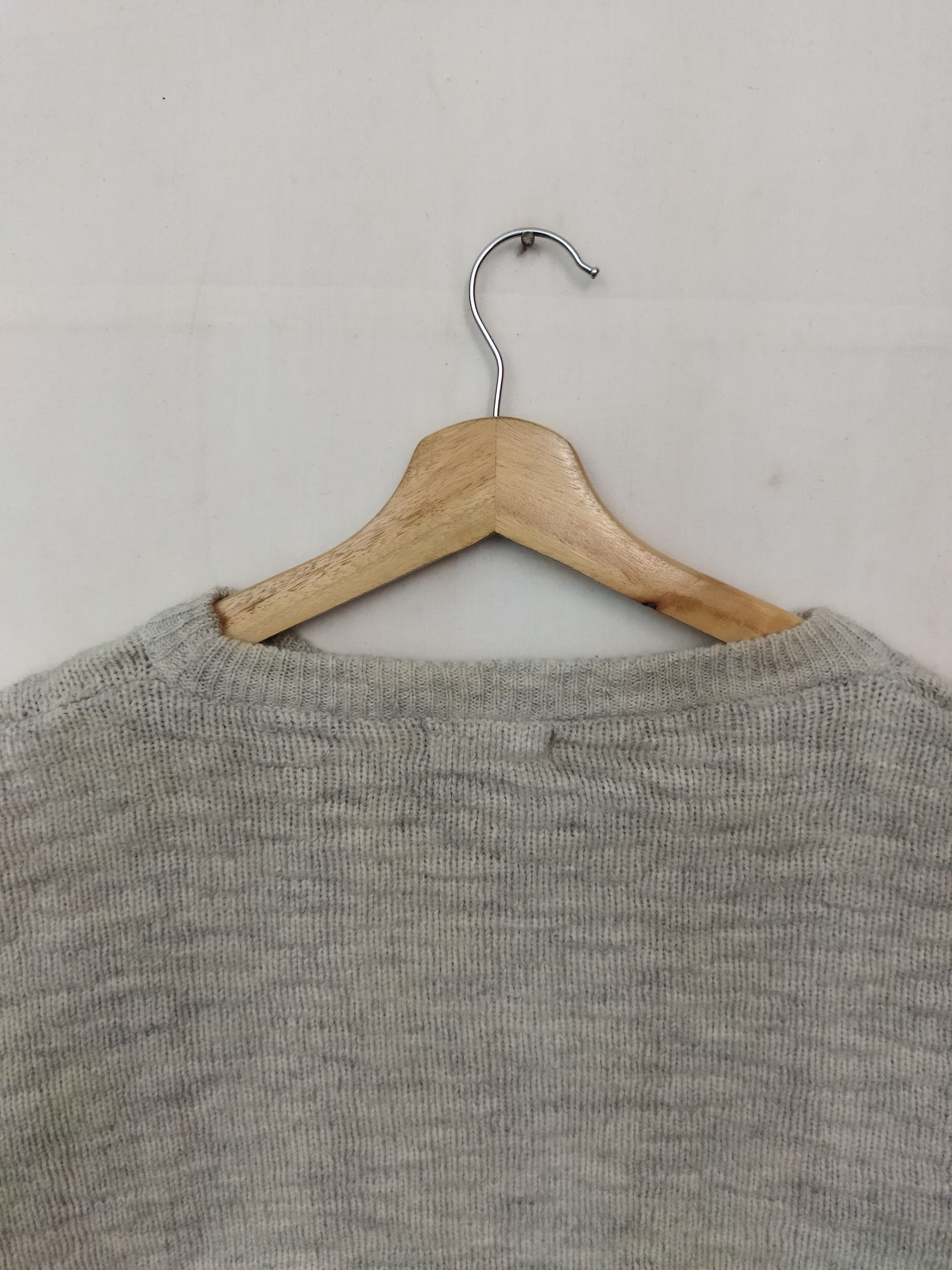 Aran Isles Knitwear × Other Vintage Italian Knitwear Big Logo Size US XL / EU 56 / 4 - 11 Thumbnail