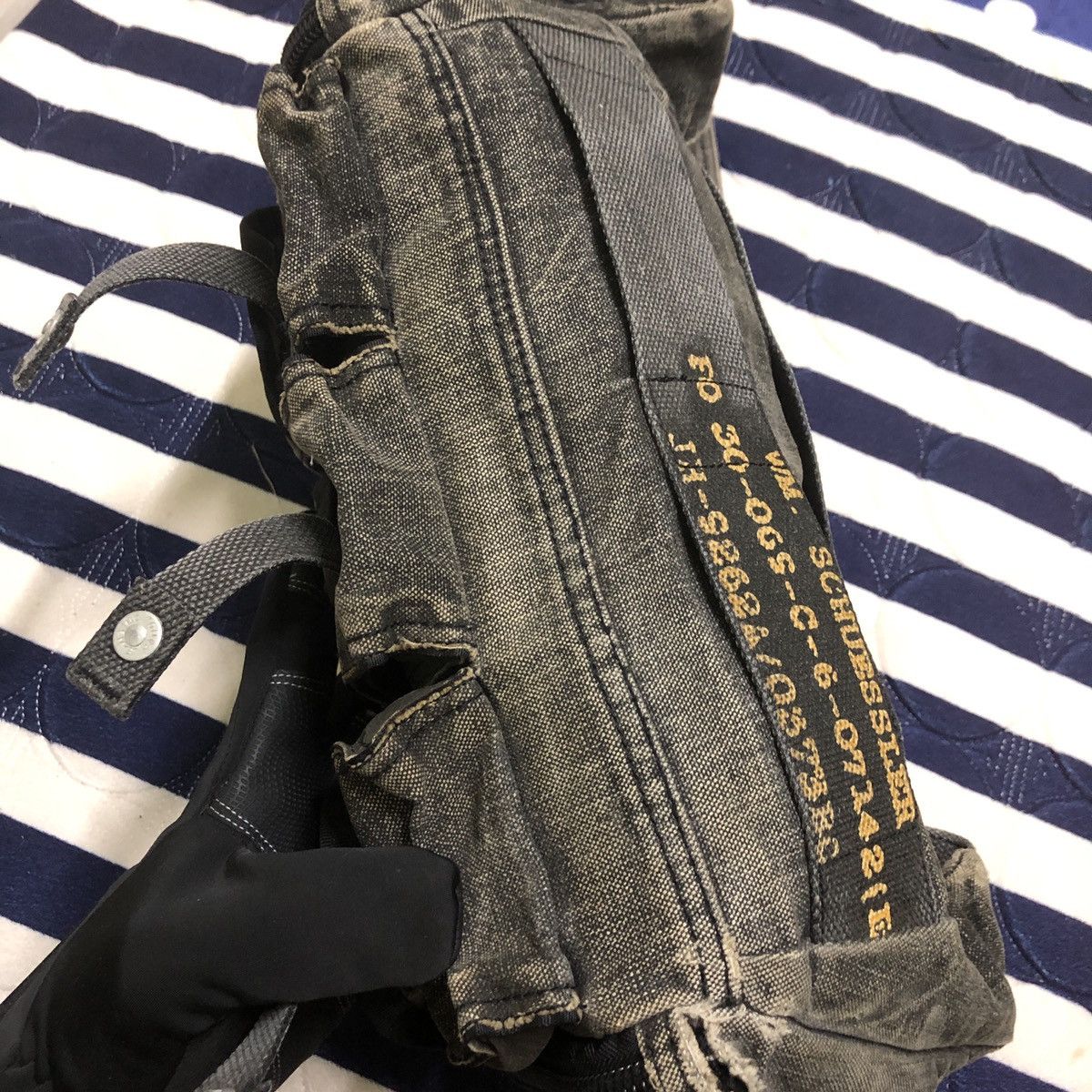 Japanese Brand NEED TO GONE🔥Tough Jeans Military Waist x Fullprint Inside Size ONE SIZE - 16 Thumbnail