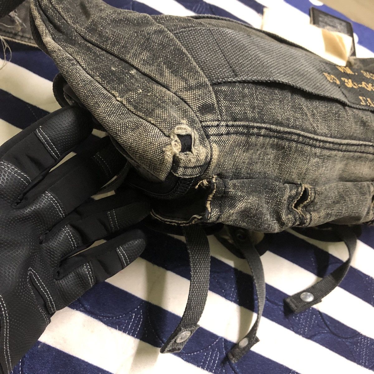 Japanese Brand NEED TO GONE🔥Tough Jeans Military Waist x Fullprint Inside Size ONE SIZE - 11 Thumbnail
