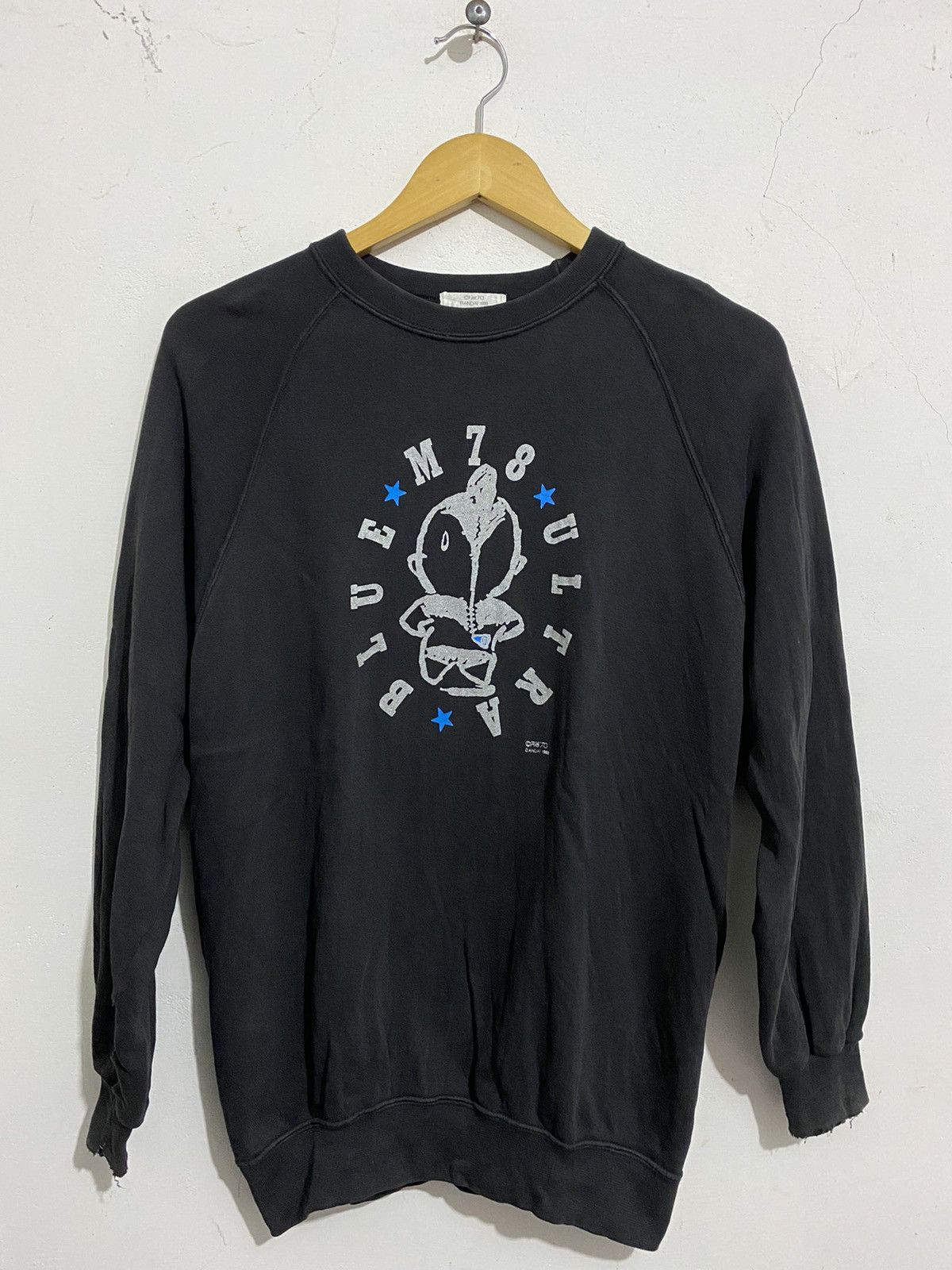 Anime × Japanese Brand Vintage Blue M78 Ultraman Bandai Sweatshirt 1989 Size US M / EU 48-50 / 2 - 1 Thumbnail