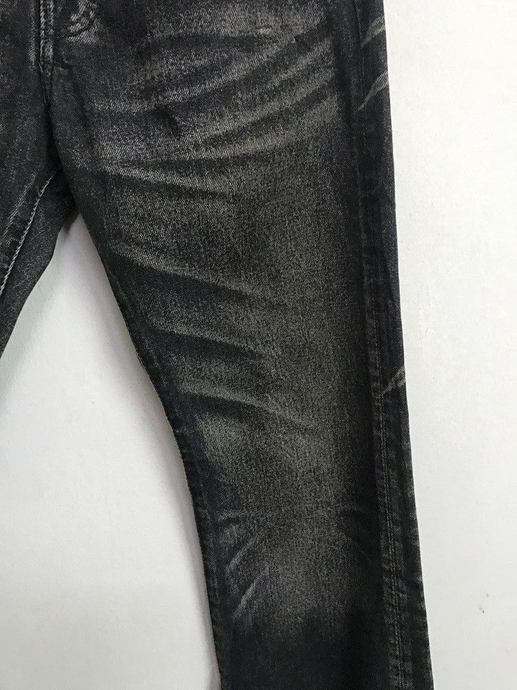 United Arrows UNITED ARROWS x TABLOID NEWS Distressed Charcoal Wash Denim Size US 31 - 9 Thumbnail