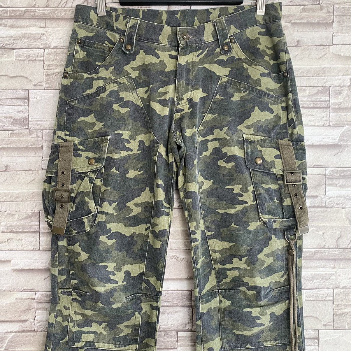 Japanese Brand Semantic Design Cargo Pants Double knee Camo Size US 33 - 5 Thumbnail