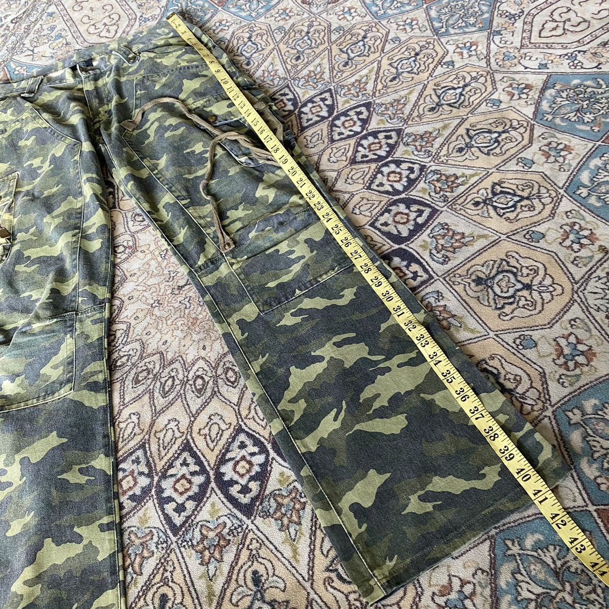 Japanese Brand Semantic Design Cargo Pants Double knee Camo Size US 33 - 18 Thumbnail