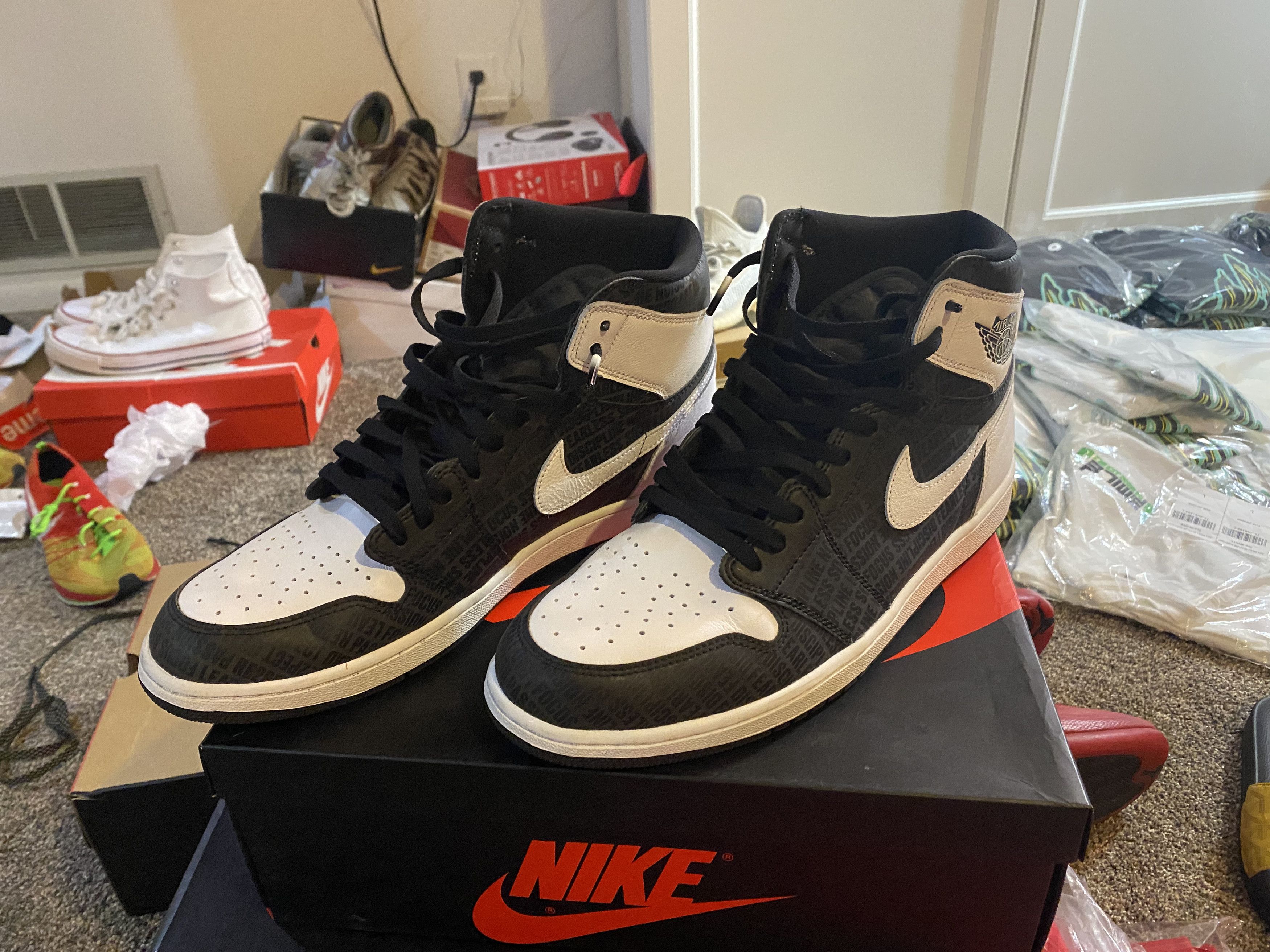 Jordan High re2pect Derek Jeter - Main Image