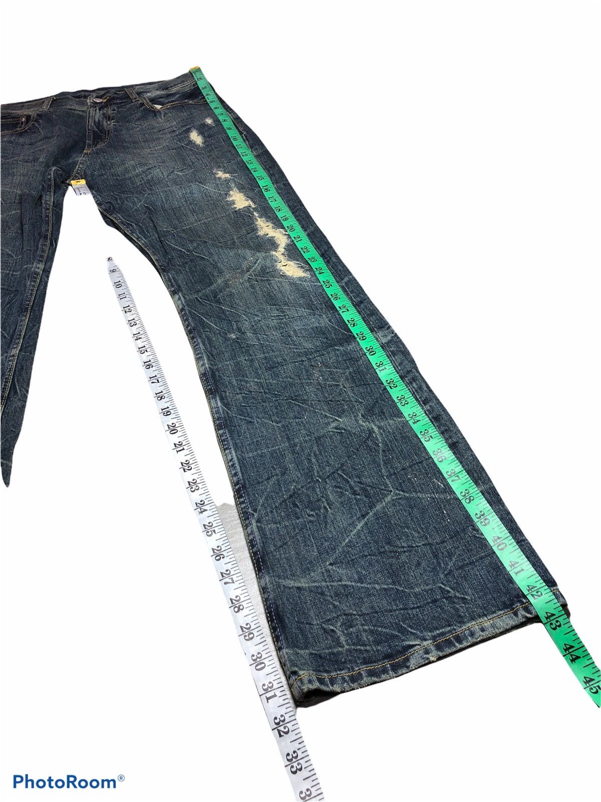 Japanese Brand FLARED DISTRESSED PAINTED JEANS Size US 35 - 6 Thumbnail