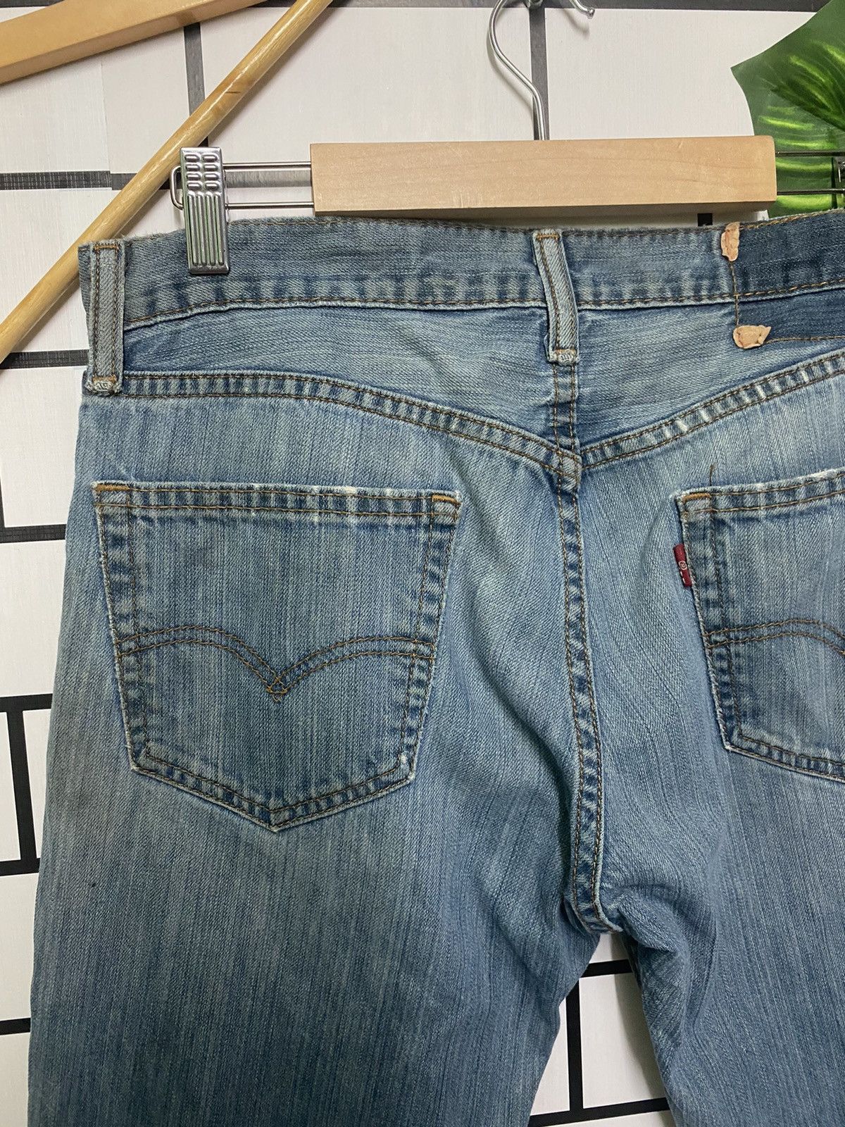 Levi's × Vintage Dirty Blue LEVIS Distressed Denim Jeans -L18 Size US 30 / EU 46 - 8 Thumbnail
